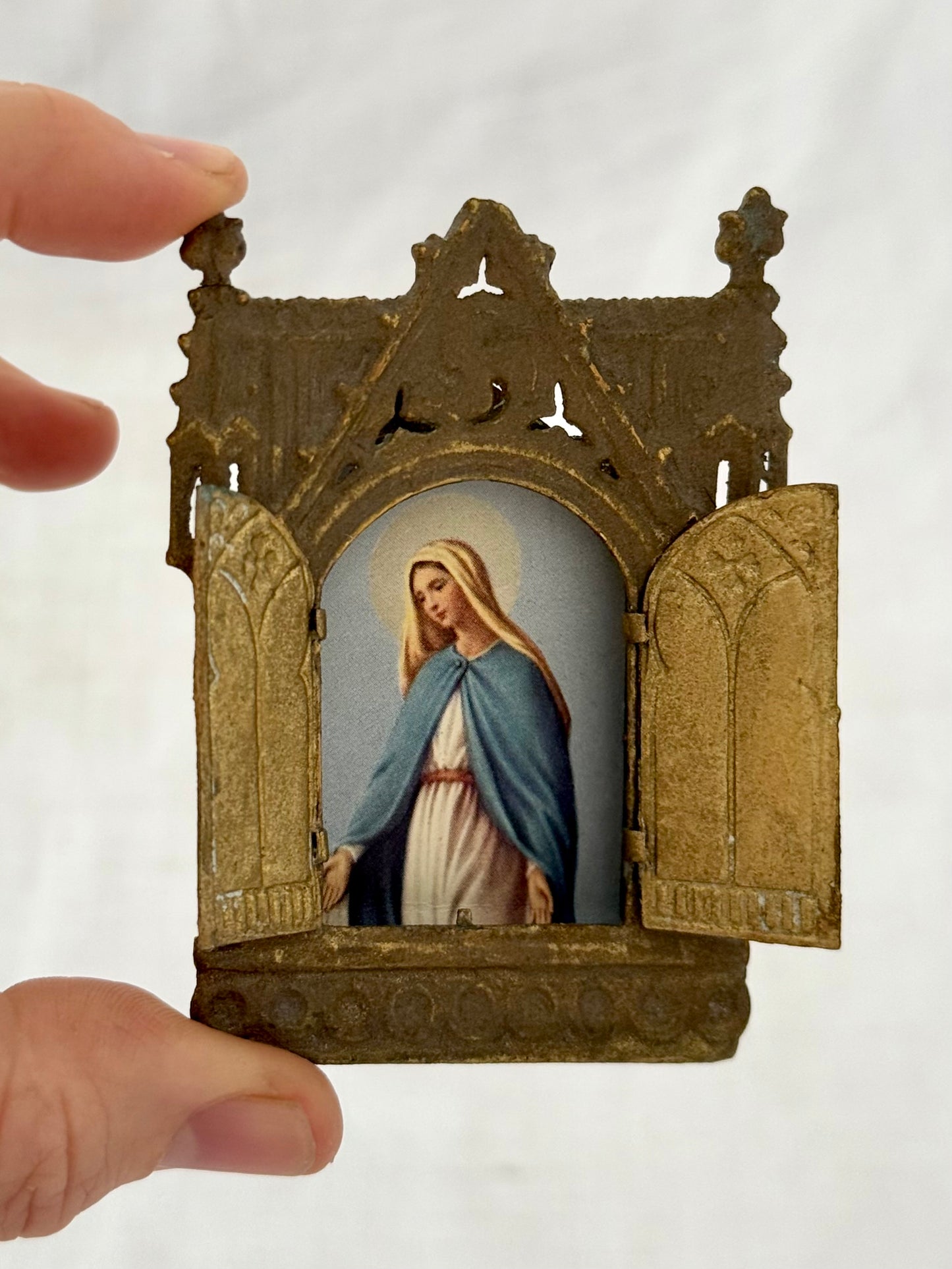 .1900s antique Catholic gold vermeil home alter triptych travelling chapel icon alter of Holy Virgin Mary