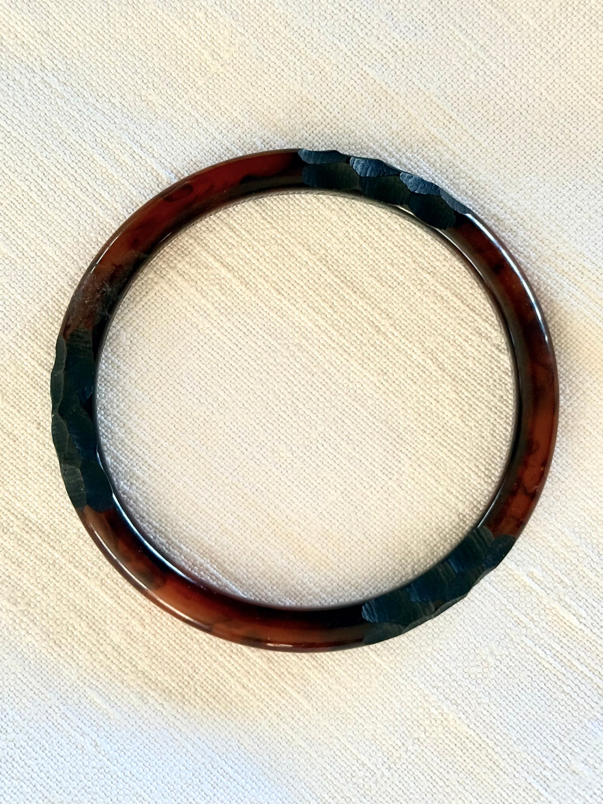 .1930s .1940s Bakelite Cola Red marbled collectable hand carved stacking bangle