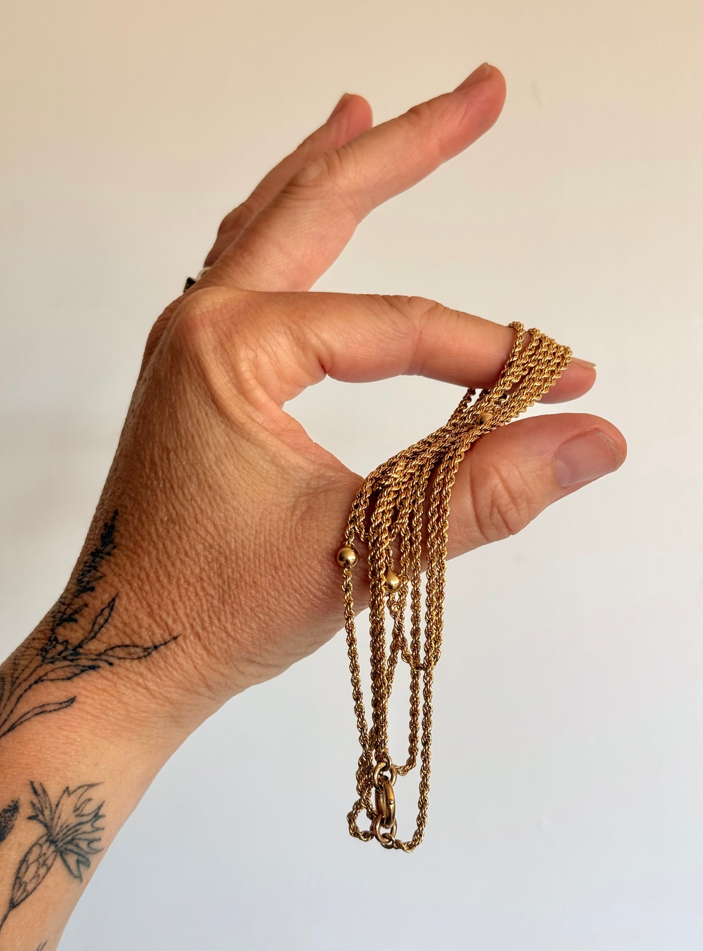 .1890s .1900s .18ct .138cm antique Edwardian high carat gold long beautiful rope weave longuard muff chain collectors necklace