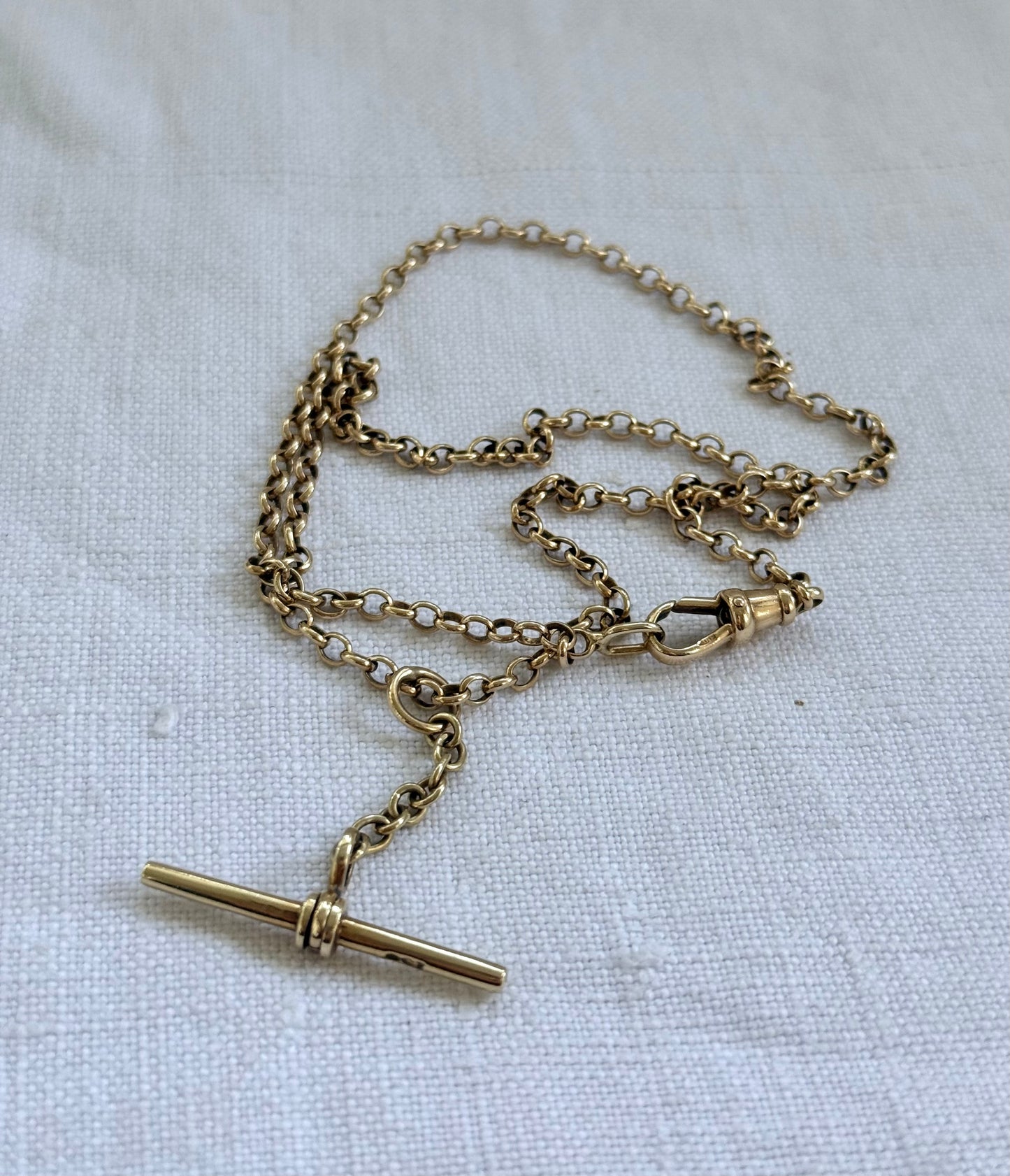 .375 .9ct gold perfect 48cm long yellow gold Rolo Chain T-bar toggle fob chain fob dog clasp chain necklace. This is the perfect yellow gold fob chain
