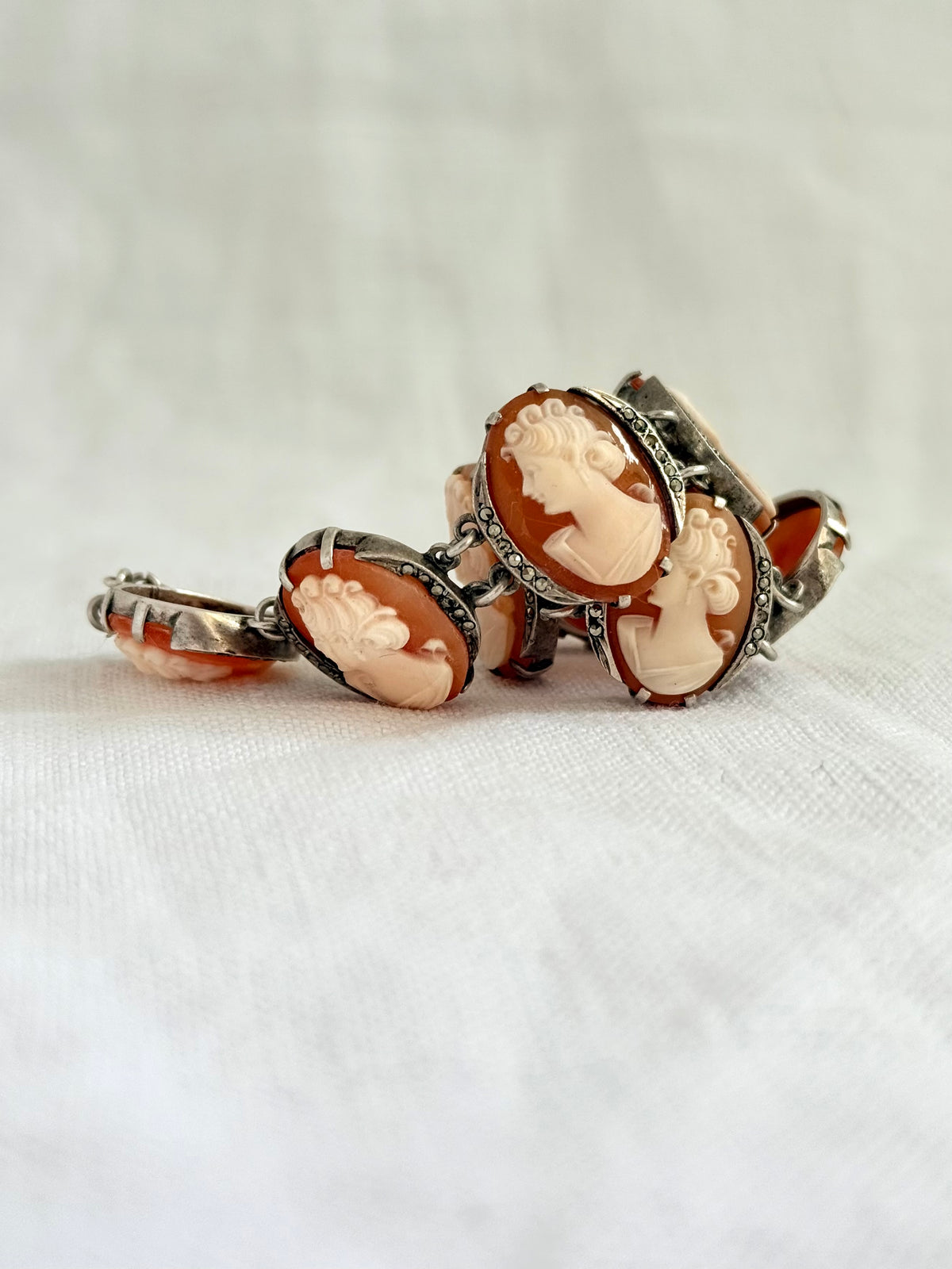 .1930s .1940s .925 artisan made fine multi cameo hand carved panel link collector fine silver bracelet