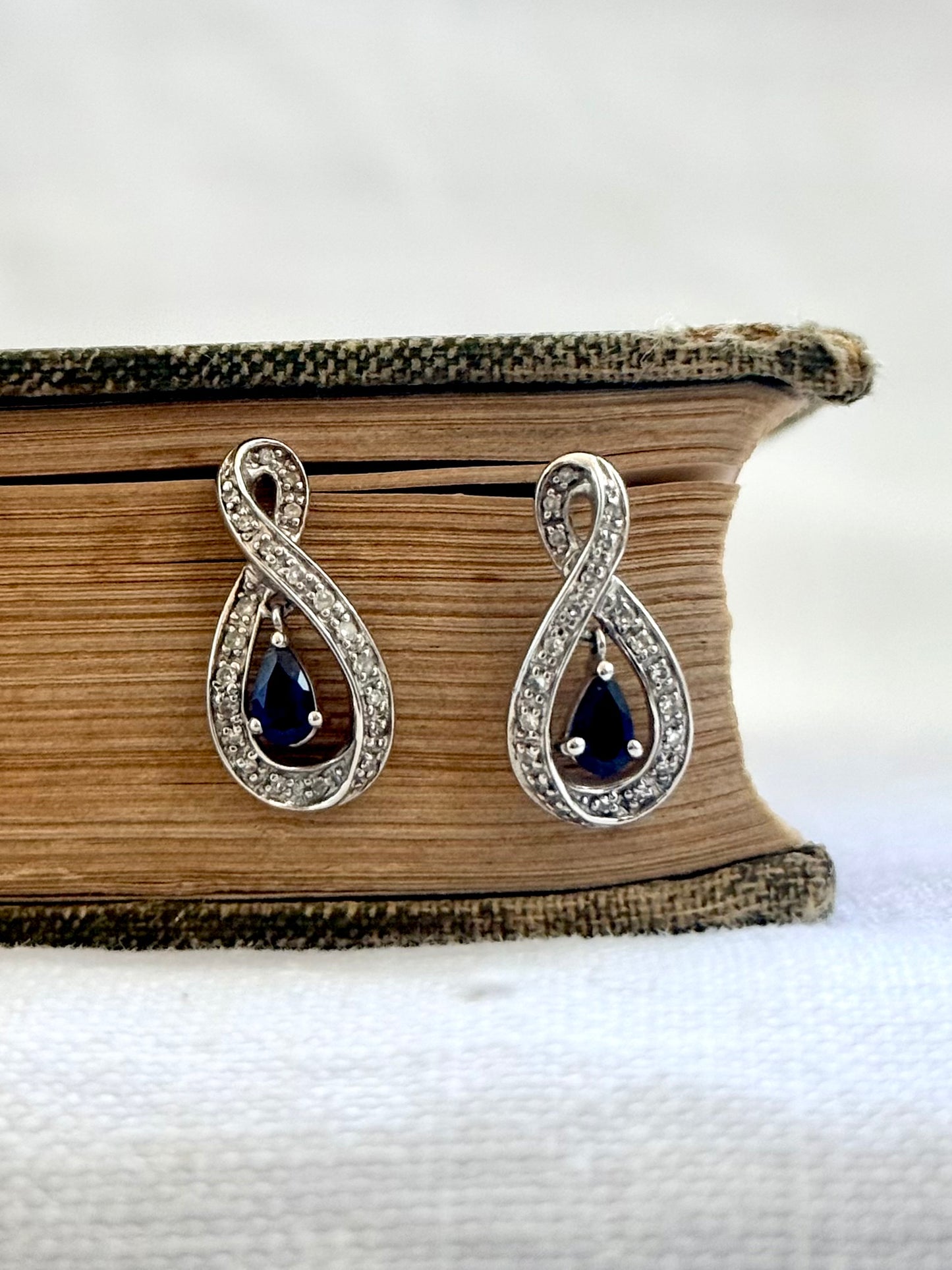 .375 .42 diamond .2 sapphires .9ct white gold infinity teardrop luxury post stud dangle diamond and sapphire push in earrings