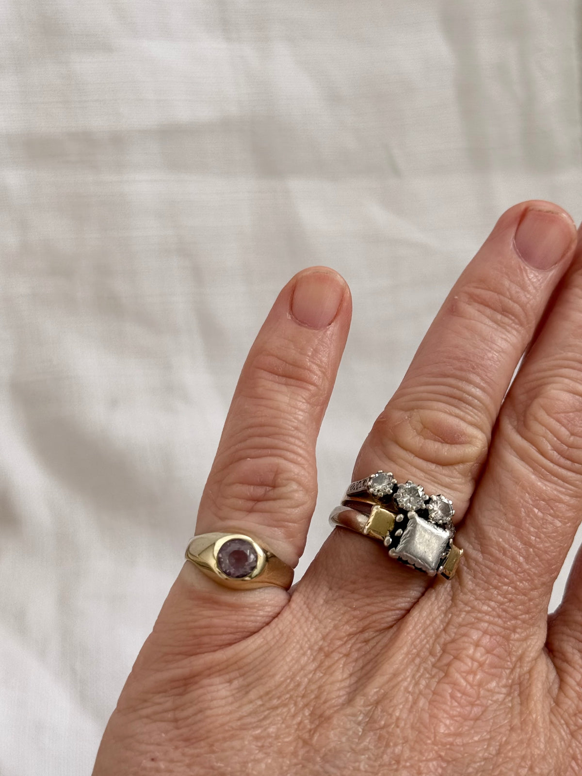 .1970s .375 .9ct Amethyst gemstone modernist 9ct gold classic signet unisex gypsy romantic purple gemstone gold pinky ring