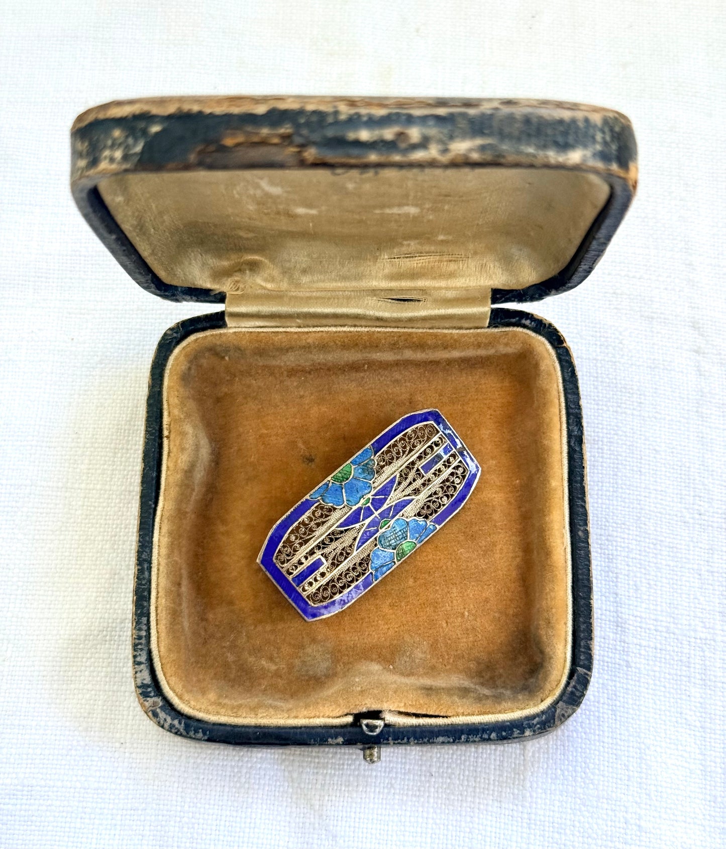 .1920s .1930s Art Deco era Portuguese Enamel and fine silver filigree flower rectangular sweetheart brooch