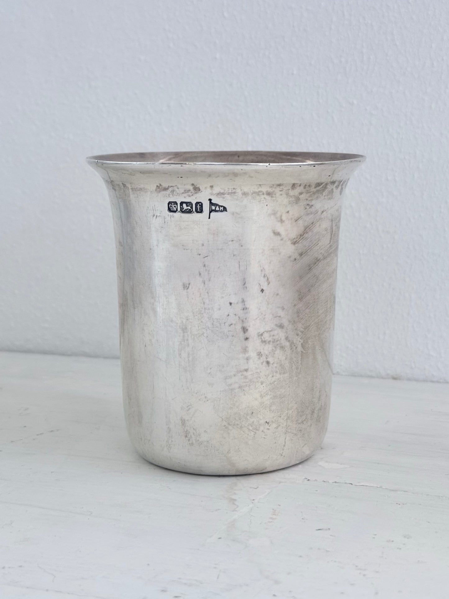.1800s .1898 antique Victorian solid silver Walker & Hall large 300ml beaker vessel vase
