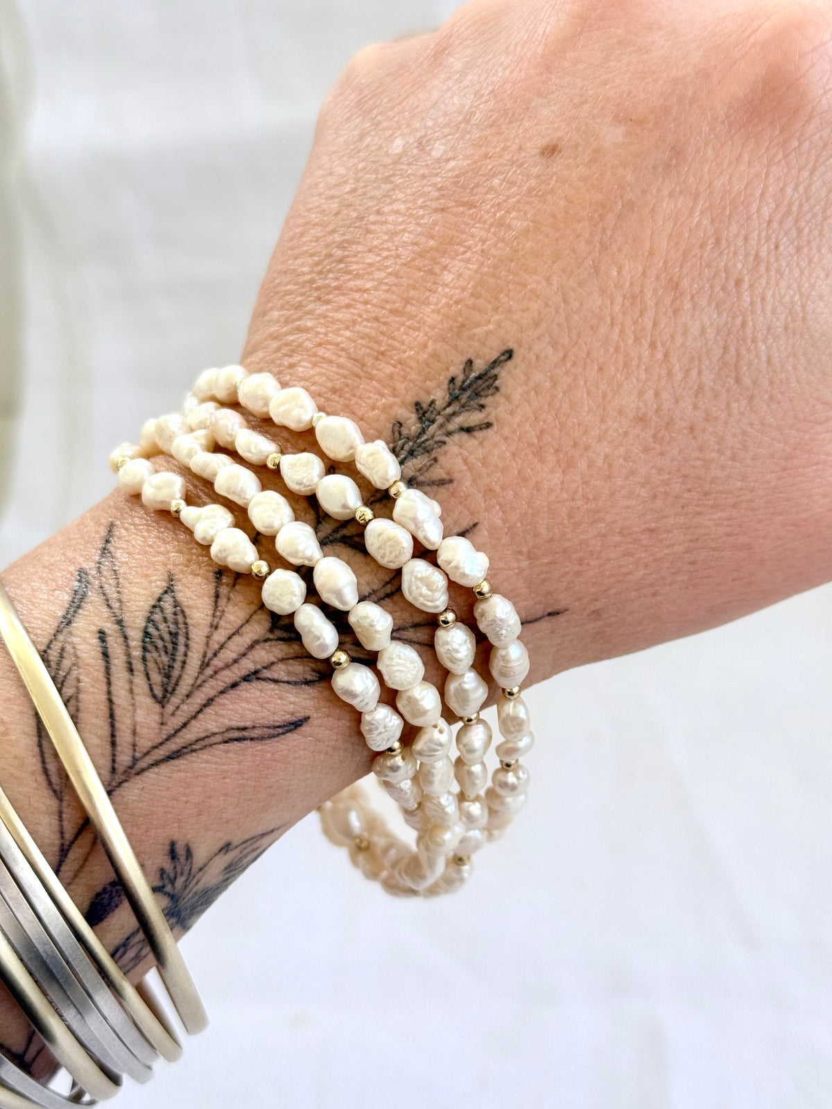 .4 strand .925 silver Gold Plated freshwater rice pearl multi strand vintage 1970s style pearl bracelet