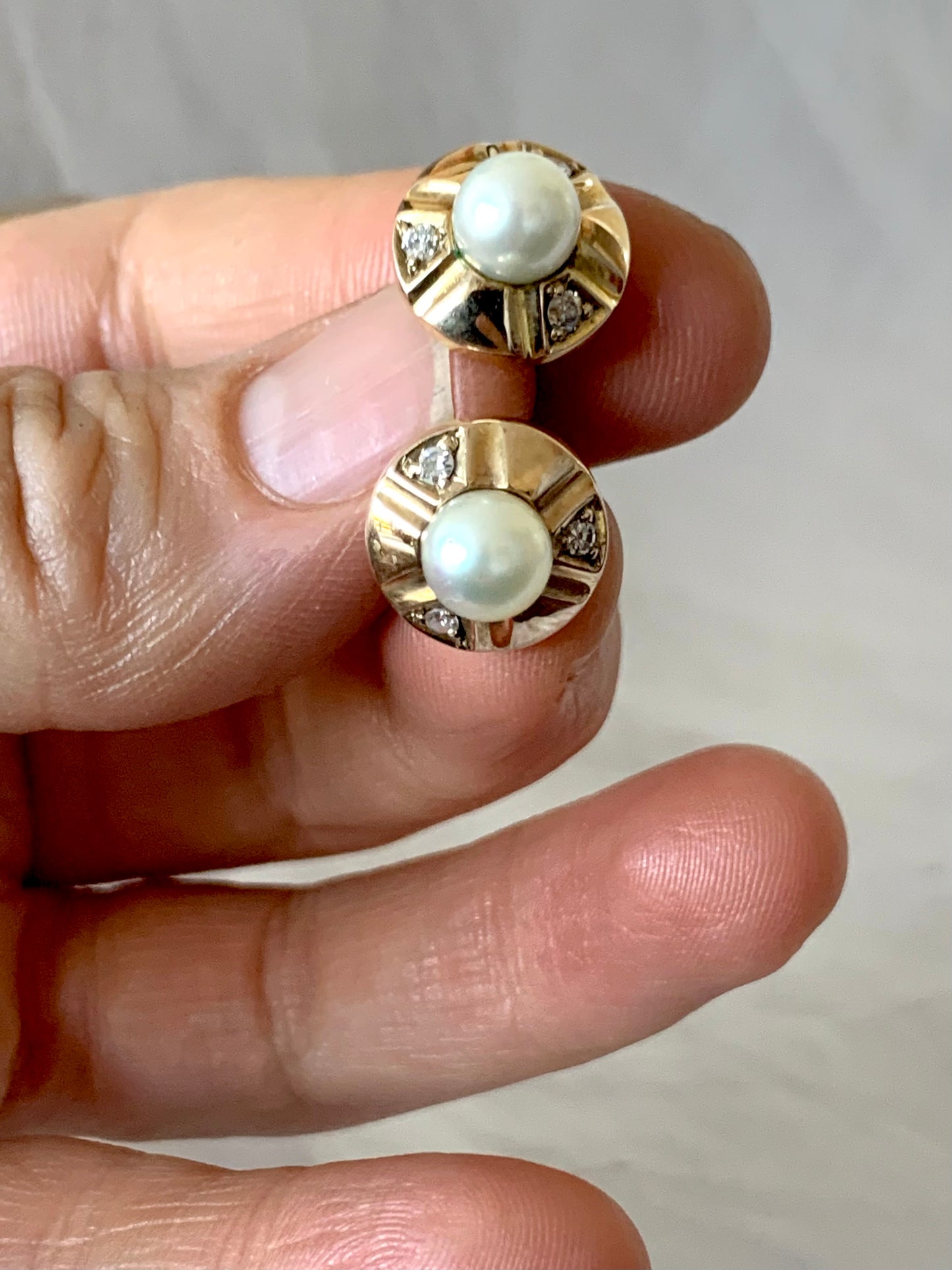 .375 2 Pearls 6 diamond classic 9ct yellow gold luxury circle post stud push in earrings