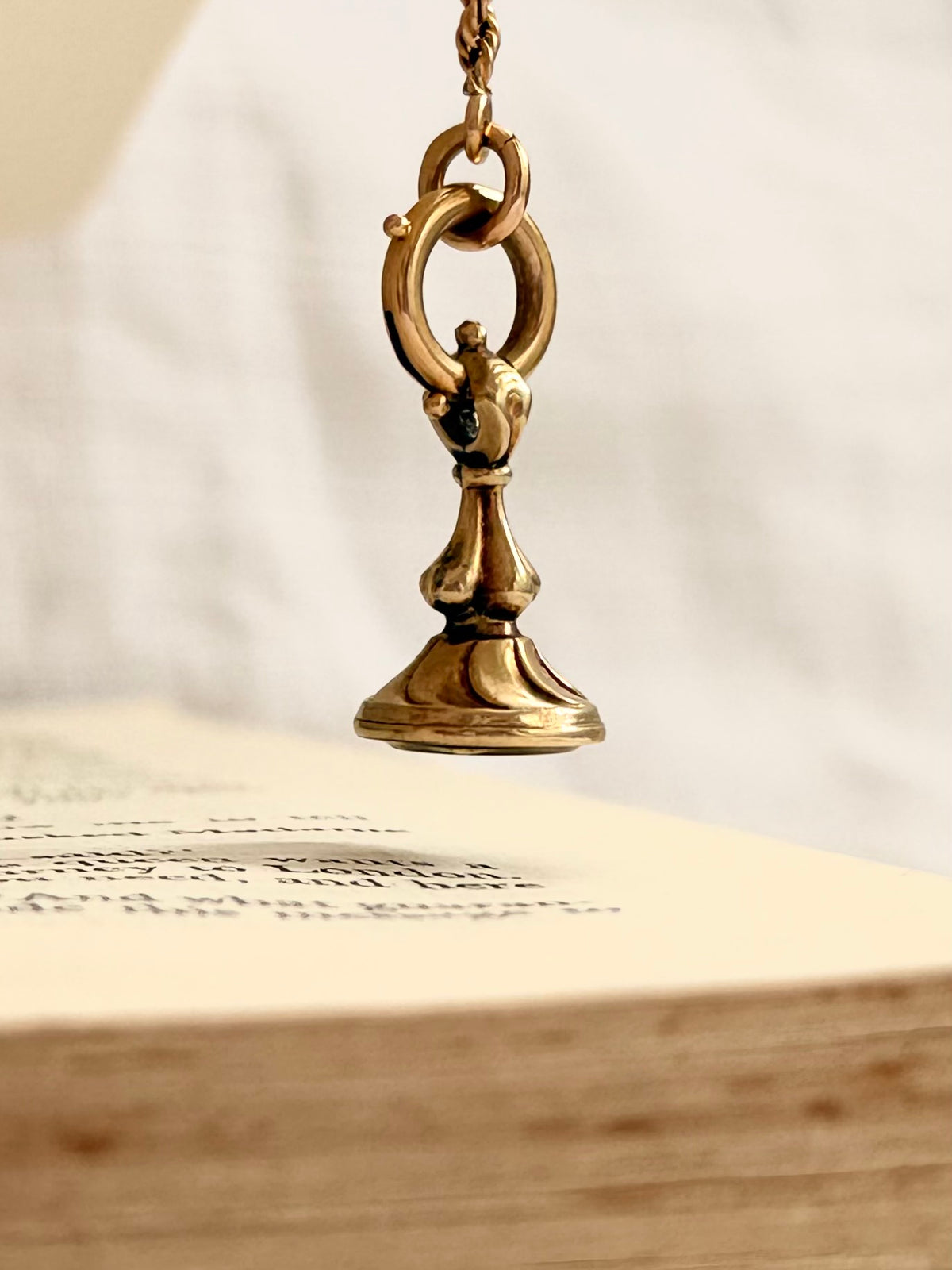 .14ct .1800s antique fine 14ct gold citrine gemstone fob wax fob seal fob