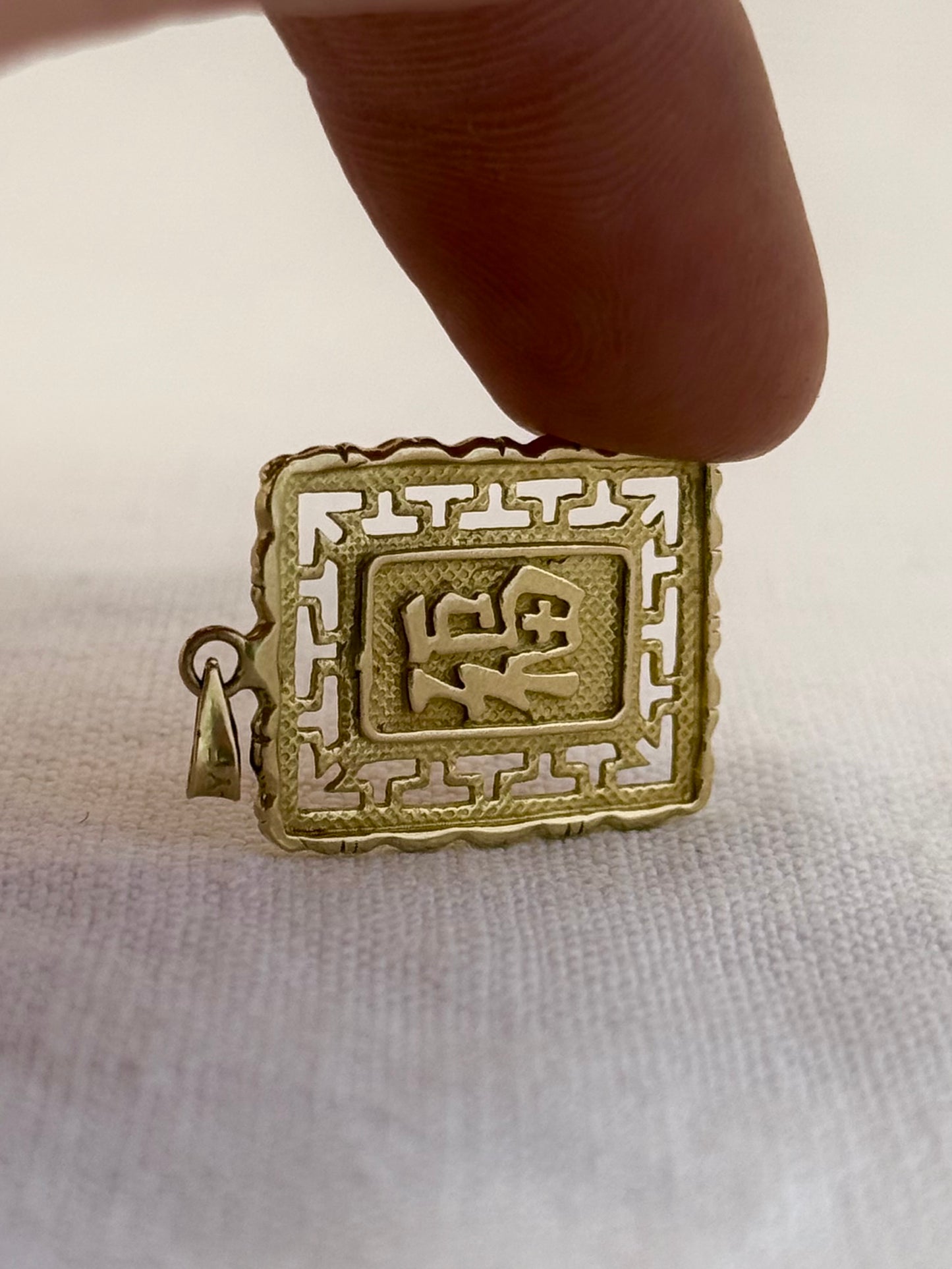 .14ct .1960s .1970s .545 Chinese Good luck and Longevity double sided high carat yellow golden token pendant