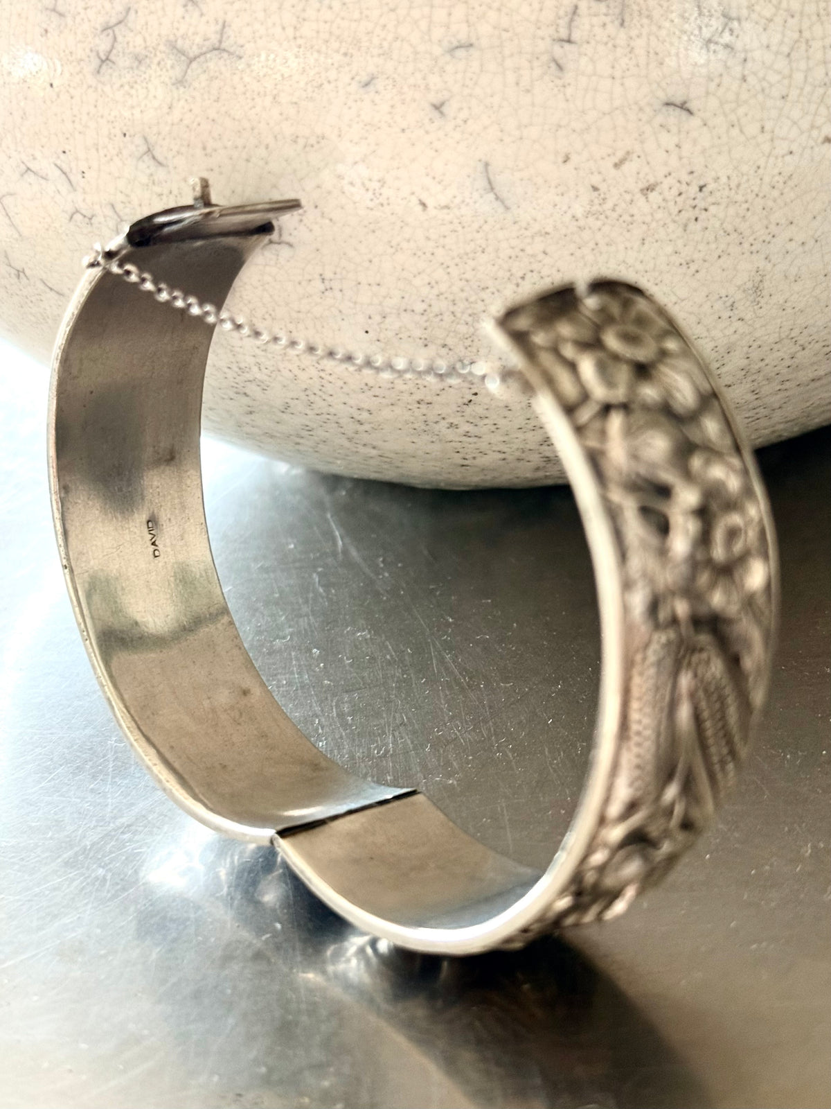 .1930s 1940s .833 Arts & Crafts Portuguese high relief silver repousse embossed floral corn wheat harvest clasp bangle