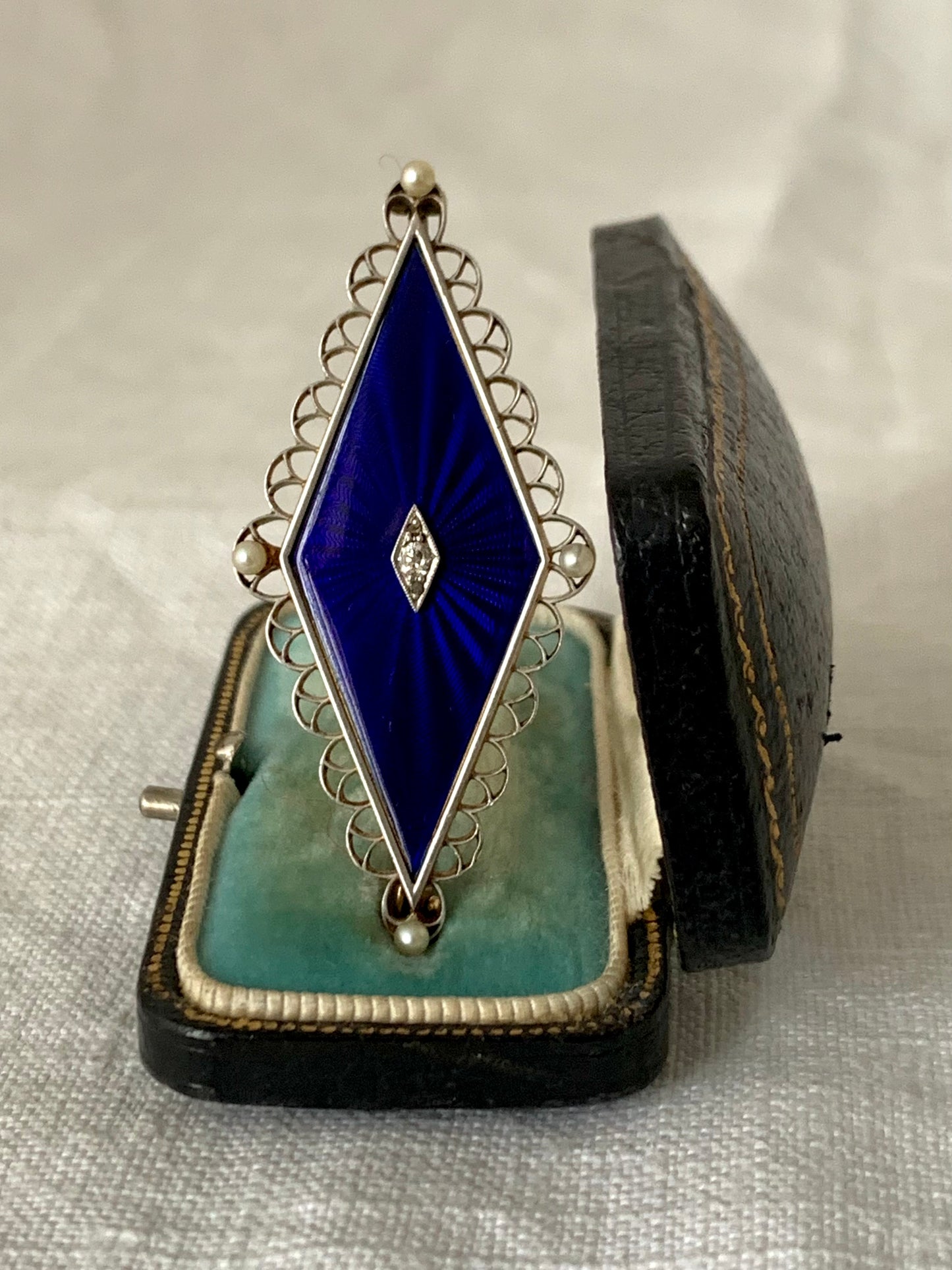 .585 14ct 1900s antique 3 diamond 4 pearl celestial star Art Nouveau Edwardian royal blue guilloché enamel, diamonds, pearl collectors item rare treasured brooch