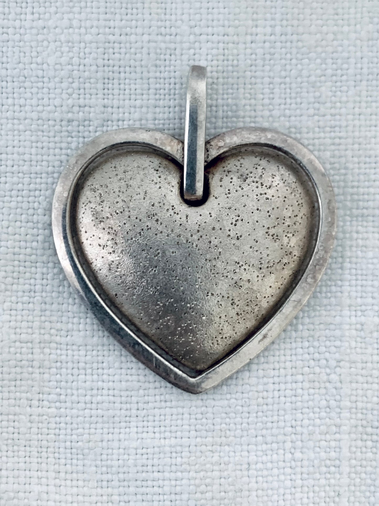 1990s 925 articulated large textured double heart sterling silver Italian heart pendant