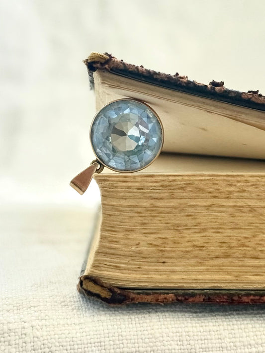 .375 6.94ct Aquamarine Bezel set modernist gold pendant