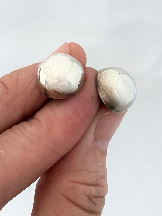 .1970s .1980s .925 domed button Classic sterling silver medium domed button circle post stud earrings
