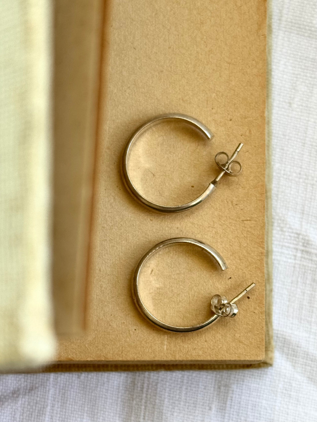 .20mm hoop .925 boho lux modernist medium sized sterling silver hoop push in stud earrings