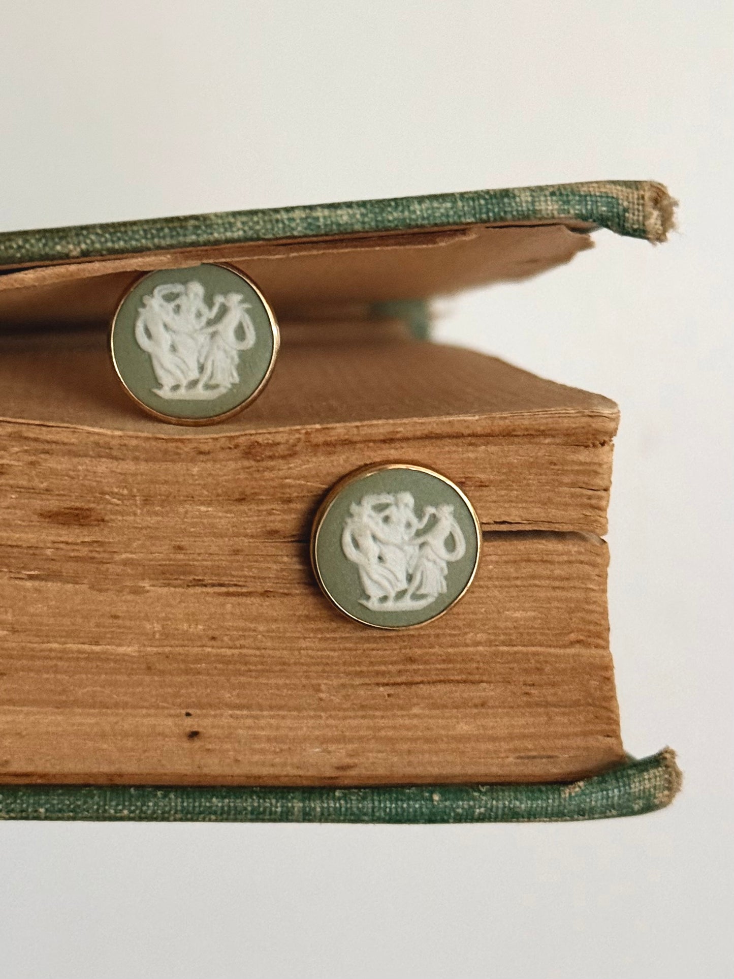 .1970s .375 .9ct gold Wedgwood green Jasperware Three Graces dancing Grecian ladies Cameo ceramic post stud earrings