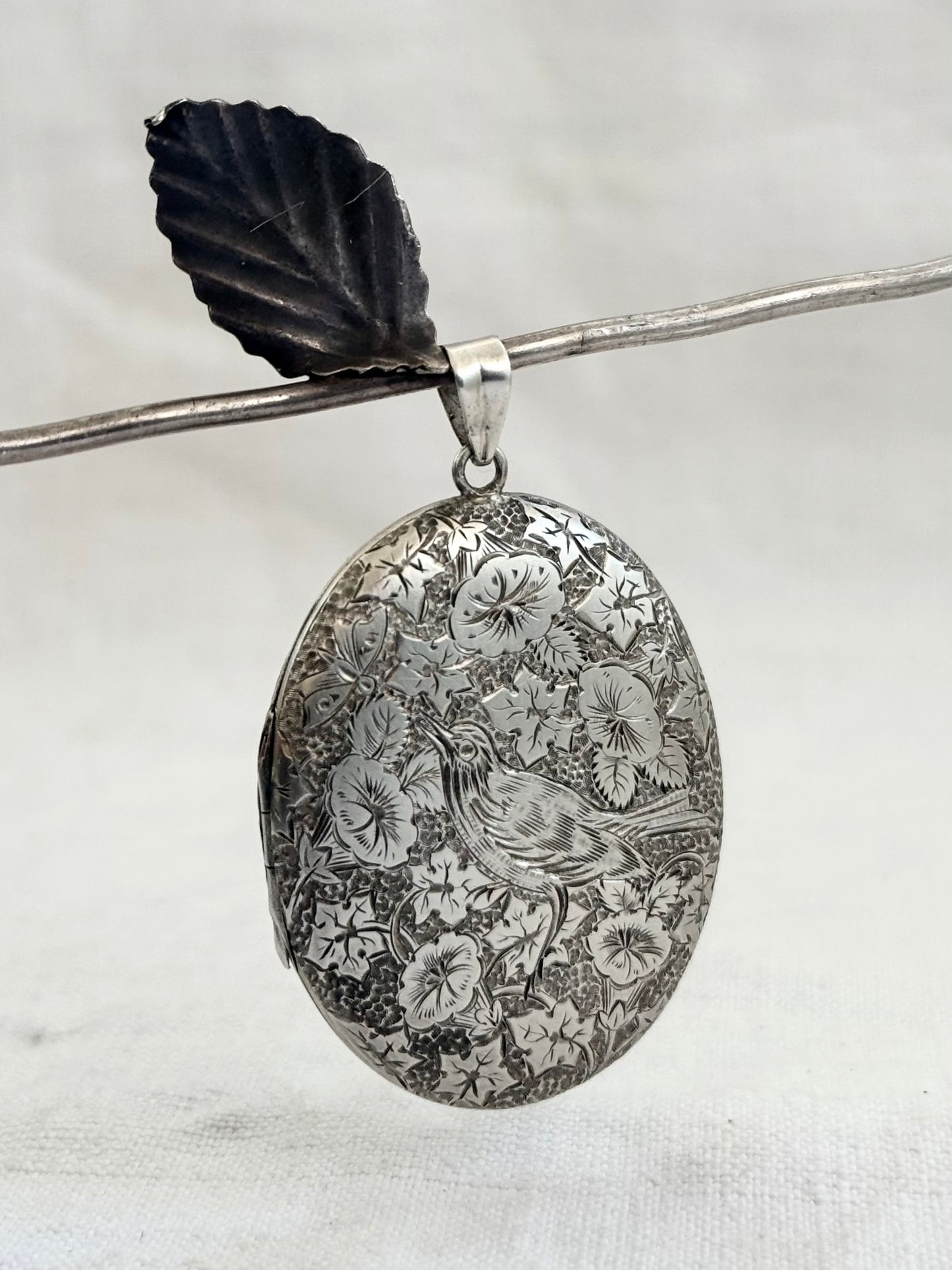 .1880s .1890s .925 large Victorian Aesthetic deep engraved Swallow and floral detailed antique French sterling silver locket