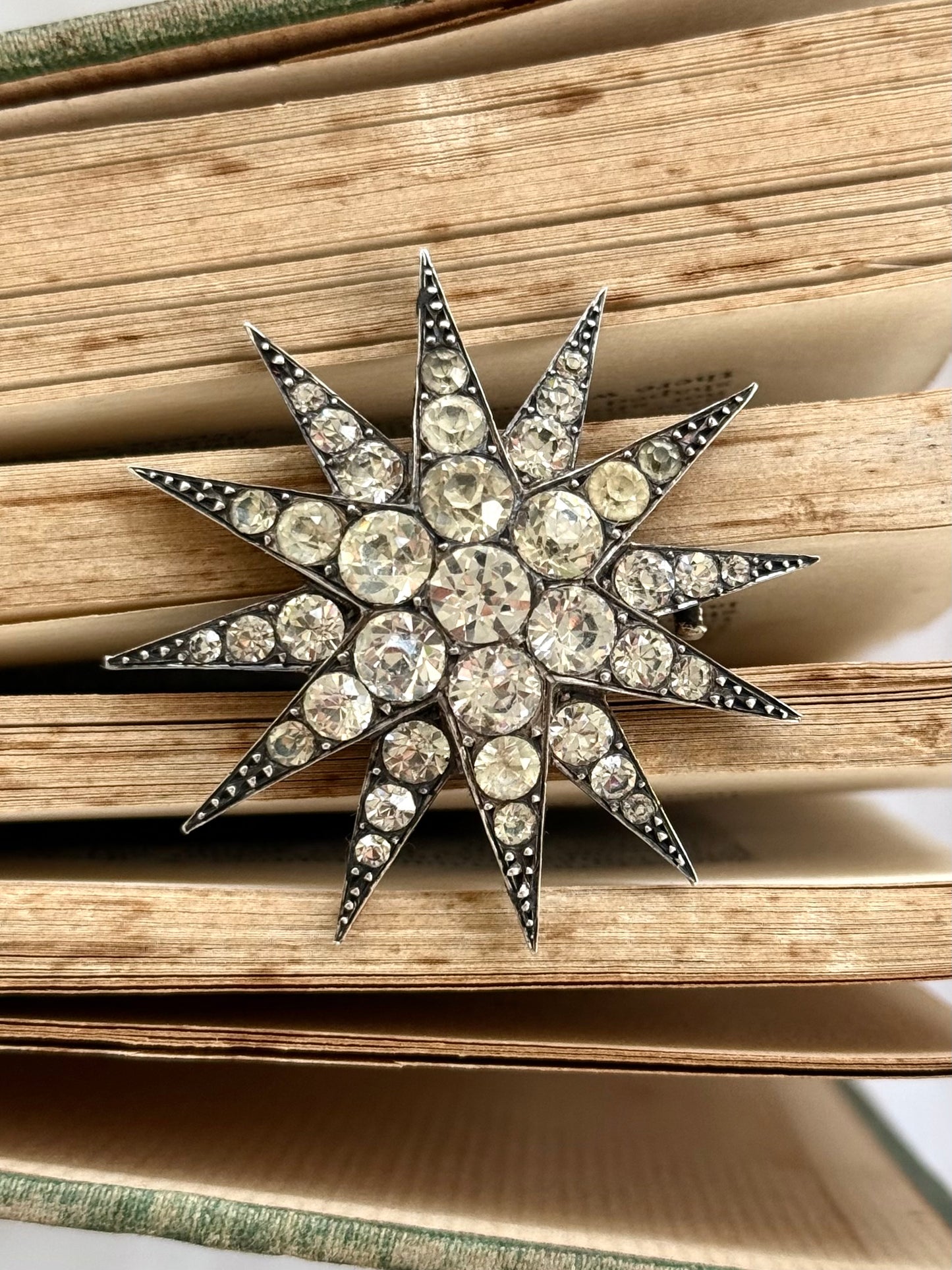 .1880s .1900s antique .900 silver Victorian Edwardian large Celestial starburst star bright hand cut paste gemstone true antique celestial star brooch