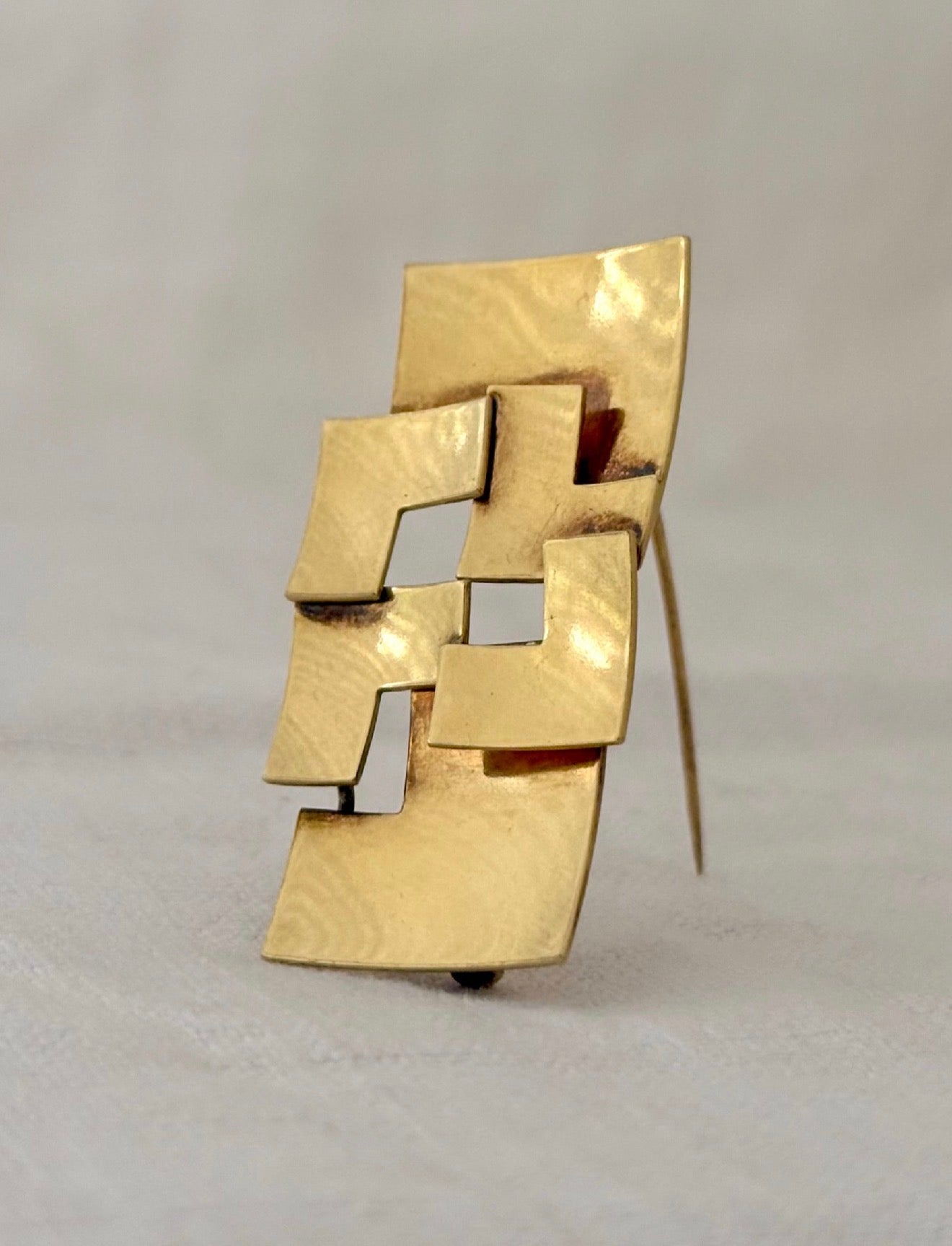 .14ct .1940s .1950s rolled gold designer Art Deco gold geometric rectangular modernist brooch by K&L Kordes & Lichtenfels German design team