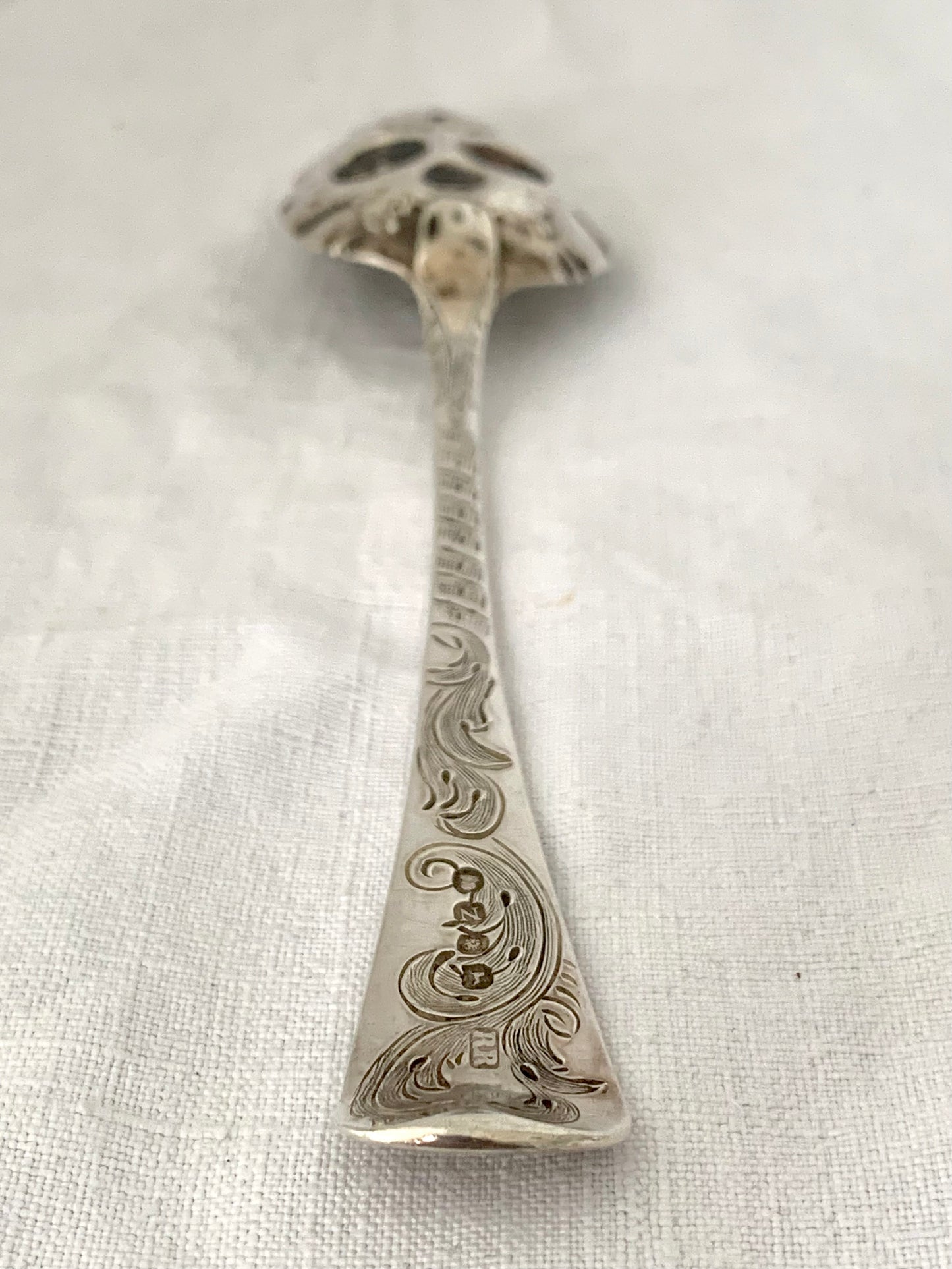 .925 1808 Georgian era sterling silver hallmarked circa 1808 large Berry serving spoon