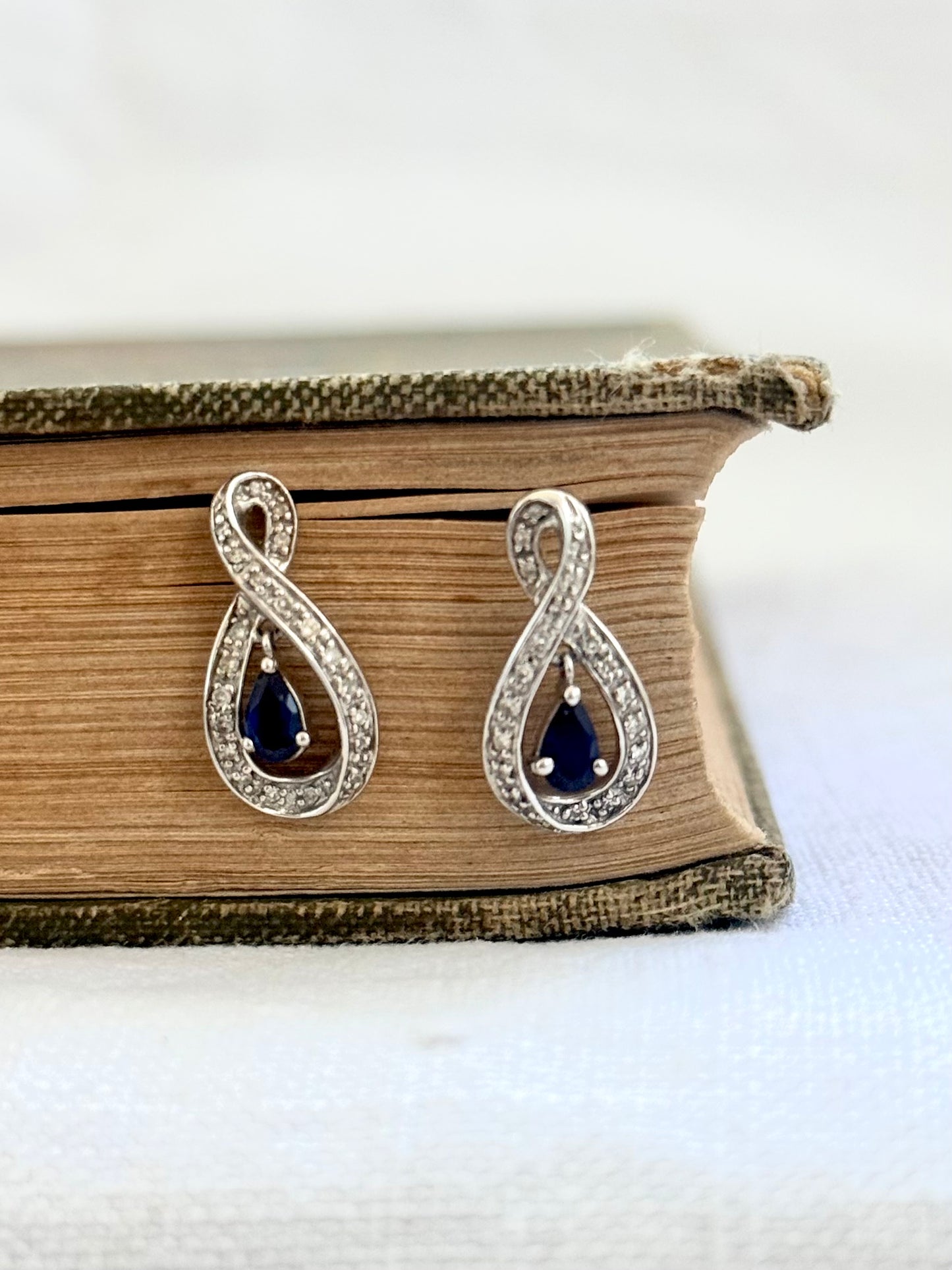 .375 .42 diamond .2 sapphires .9ct white gold infinity teardrop luxury post stud dangle diamond and sapphire push in earrings