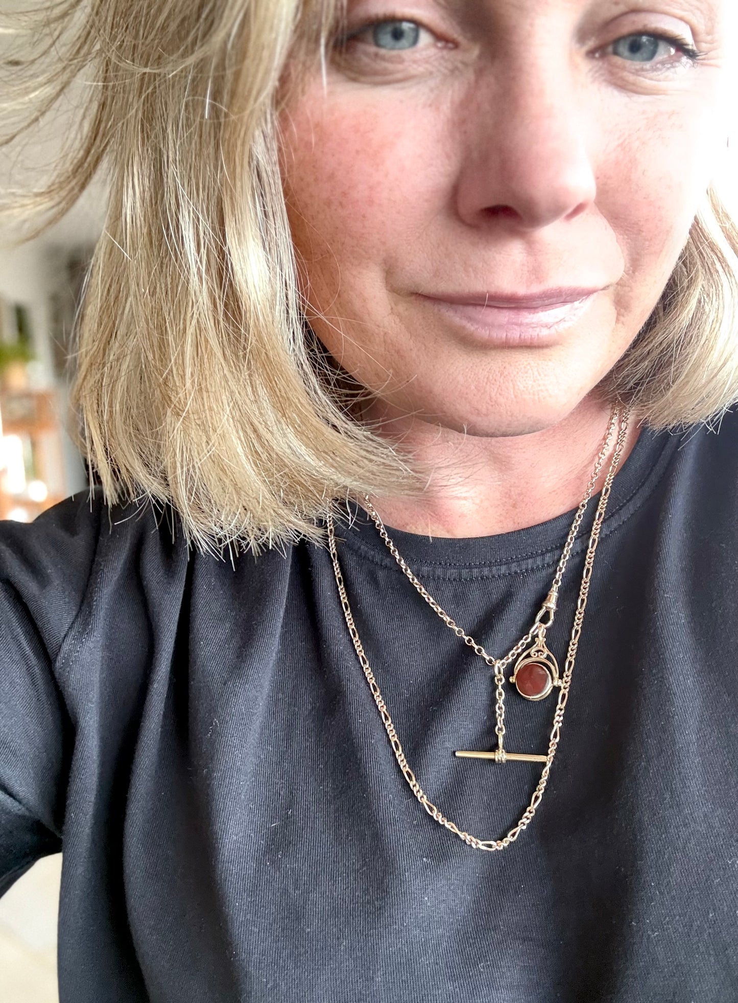 .1970s .375 .60cm long .9ct gold buttery gold retro Figaro gold chain classic well sized Figaro chain link necklace