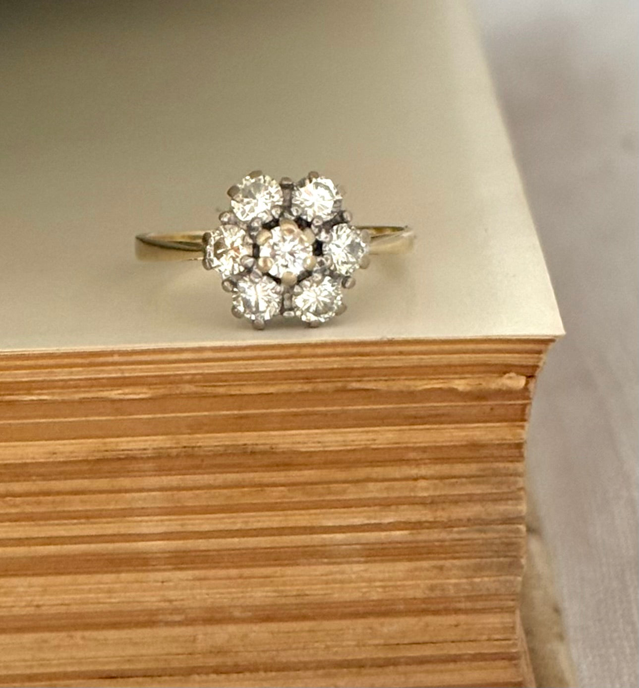 .18ct .1900s 1.00ct round brilliant antique floral cluster rosette high carat 750 yellow and white gold ring