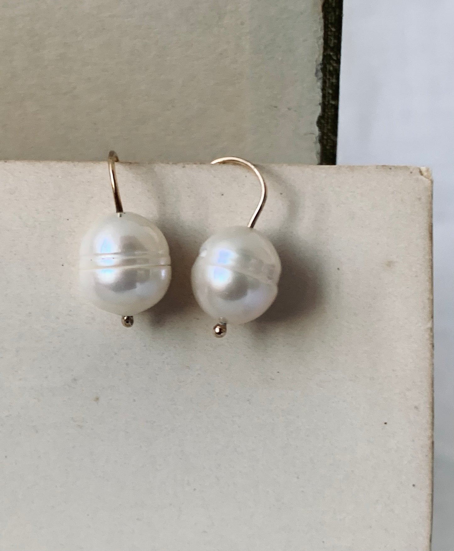 .375 .9ct luxury opulent white pearl hook drop dangle earrings