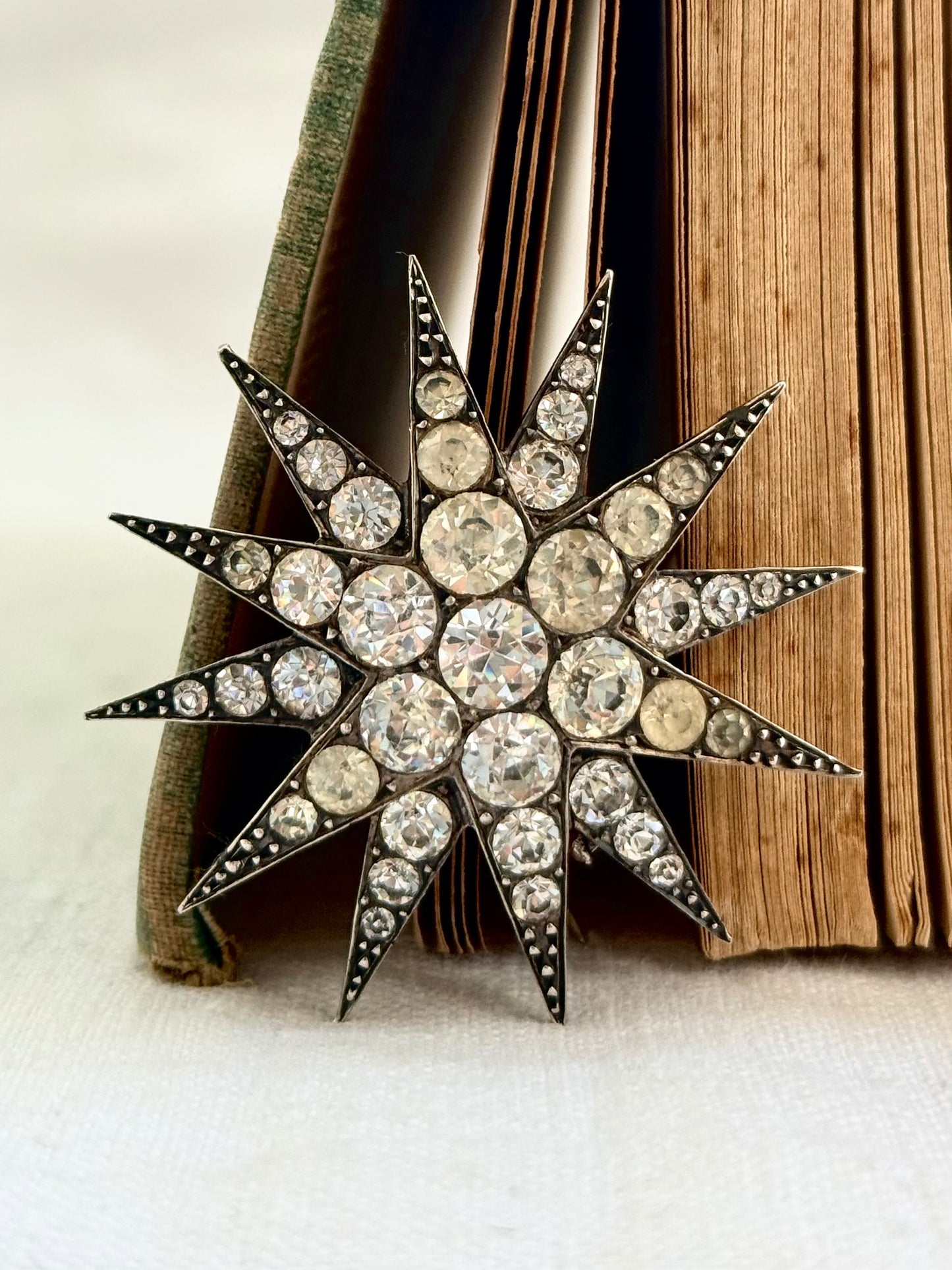 .1880s .1900s antique .900 silver Victorian Edwardian large Celestial starburst star bright hand cut paste gemstone true antique celestial star brooch