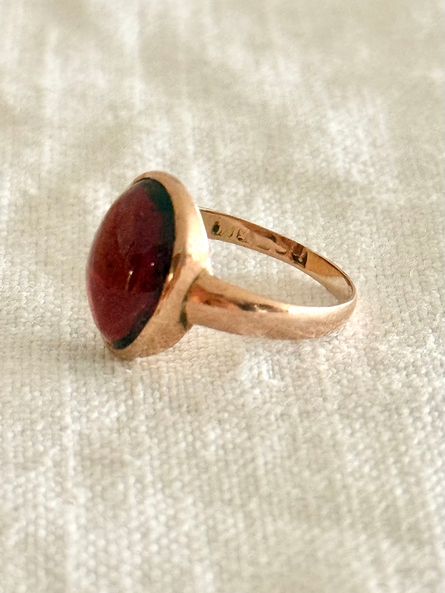 .15ct .1912 antique 3ct Pink Tourmaline cabochon gemstone treasured Chester England hallmarked 15ct gold high carat rose gold pink stone ring