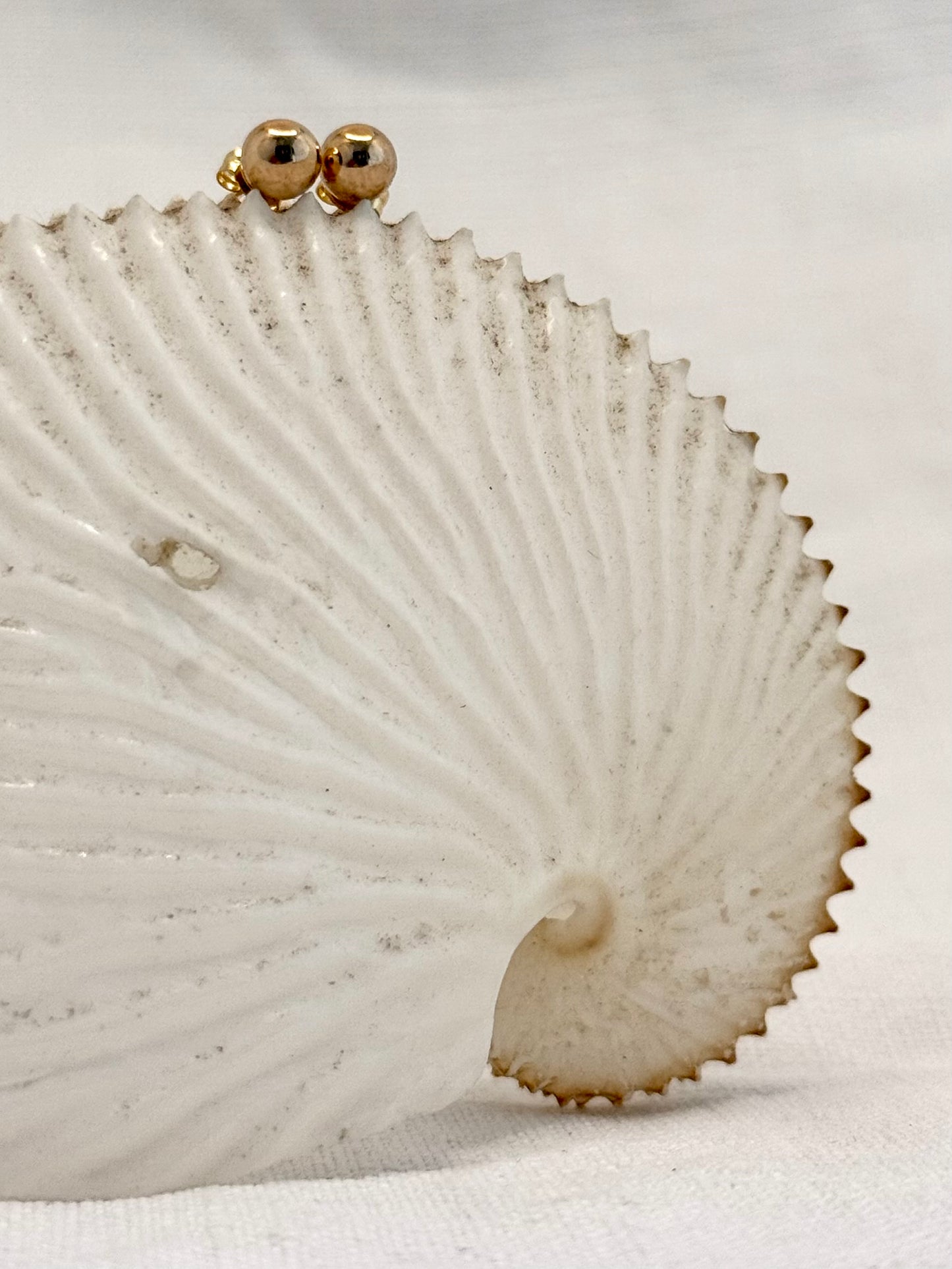 .375 .9ct ball studs classic round post stud push in yellow 9ct gold earrings