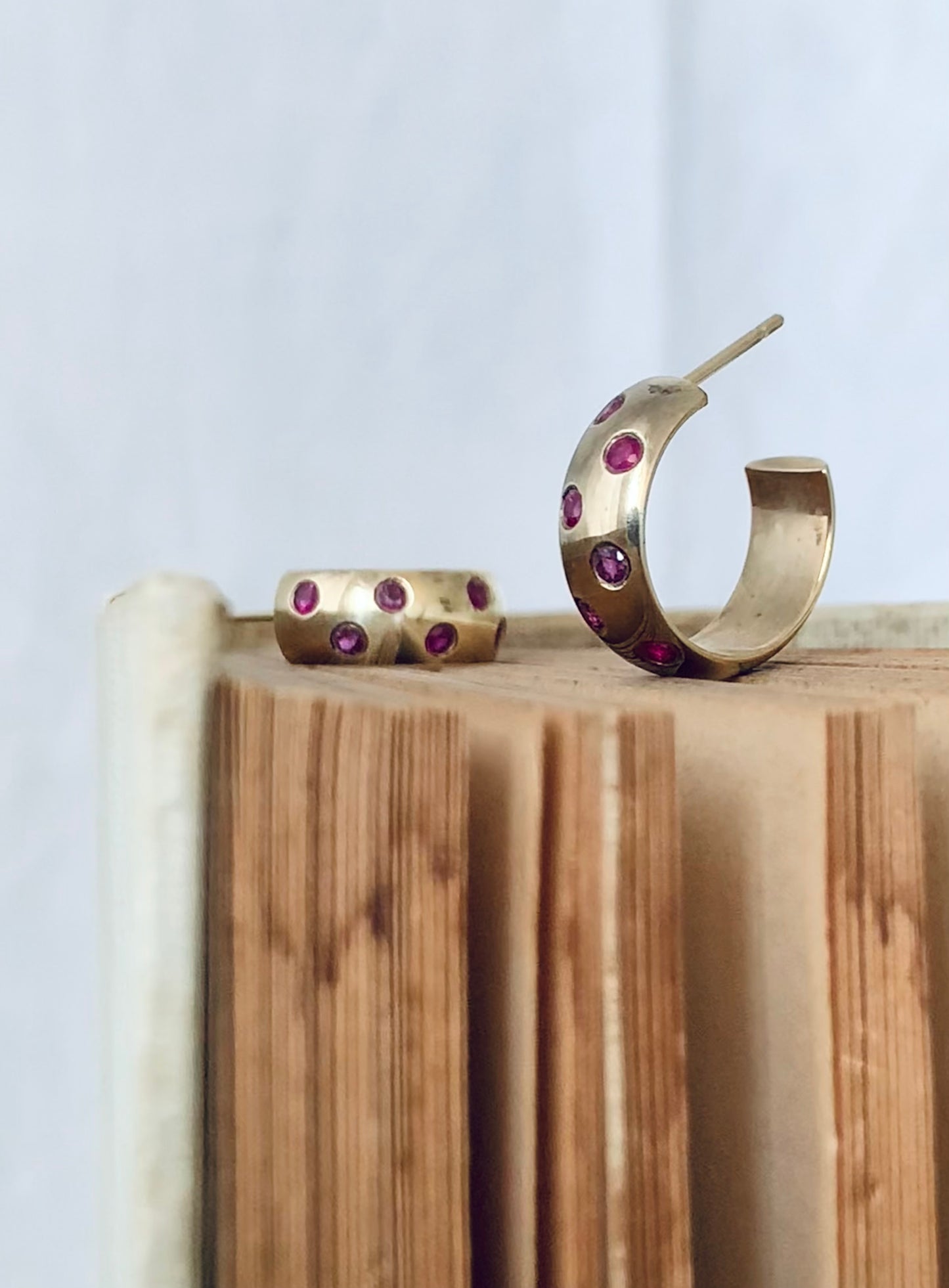 .375 .9ct yellow gold and Ruby gemstone rare studio made one of a kind inset hoop earrings