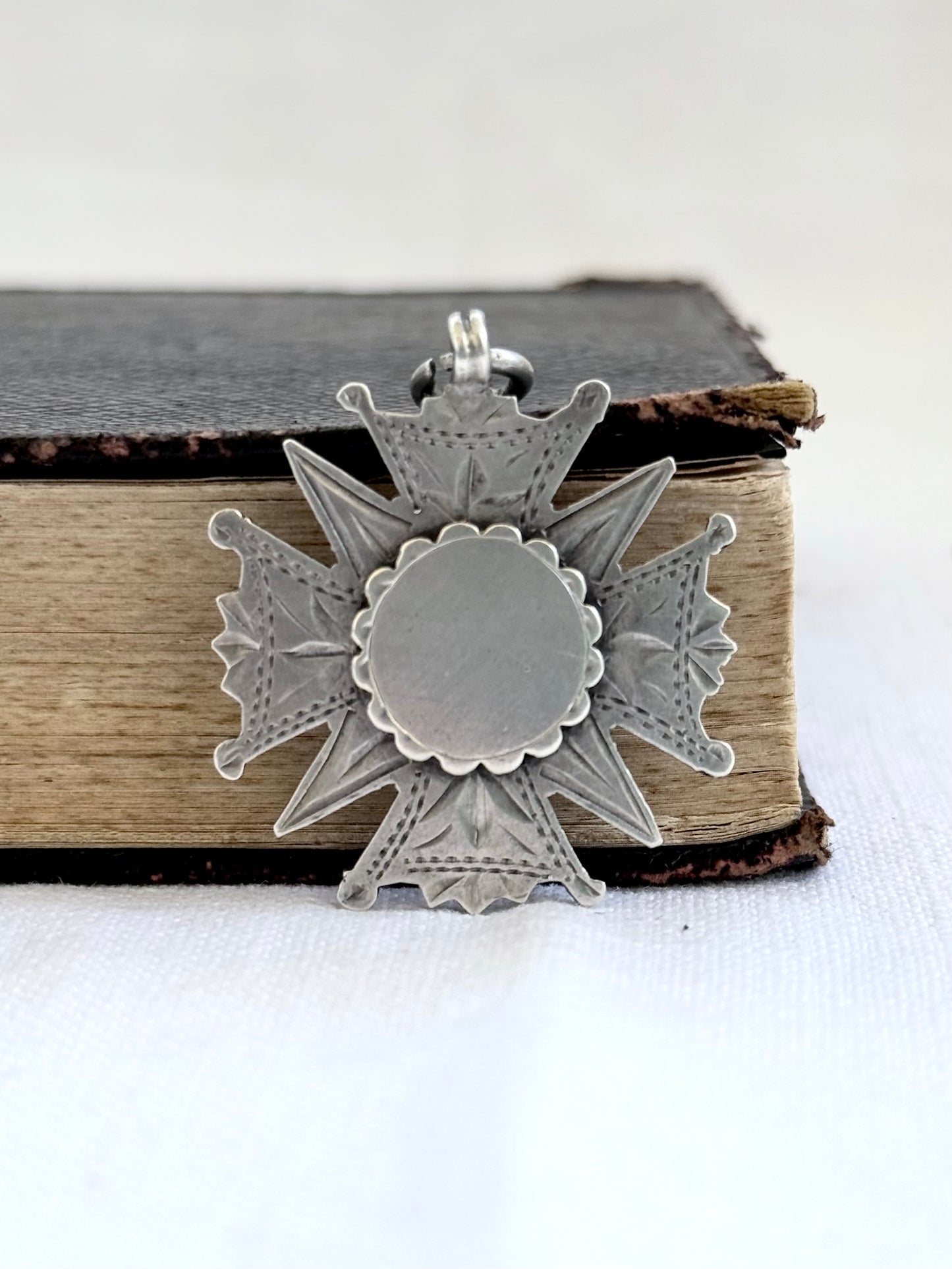 .1901 .925 antique Maltese Cross form Birmingham hallmarked English solid silver hand engraved fob medallion pendant
