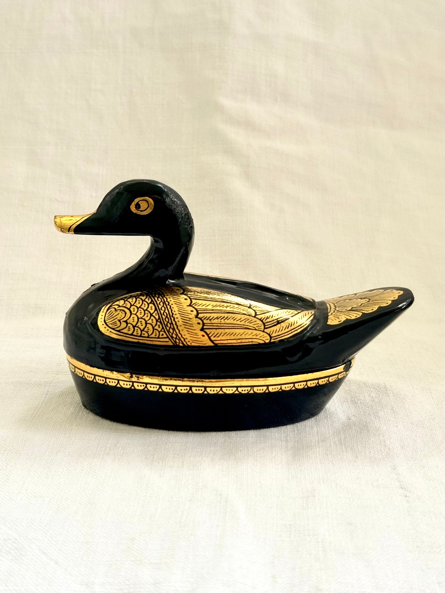 .1970s Burmese Chinese Black and Gold Lacquer Duck wooden trinket box