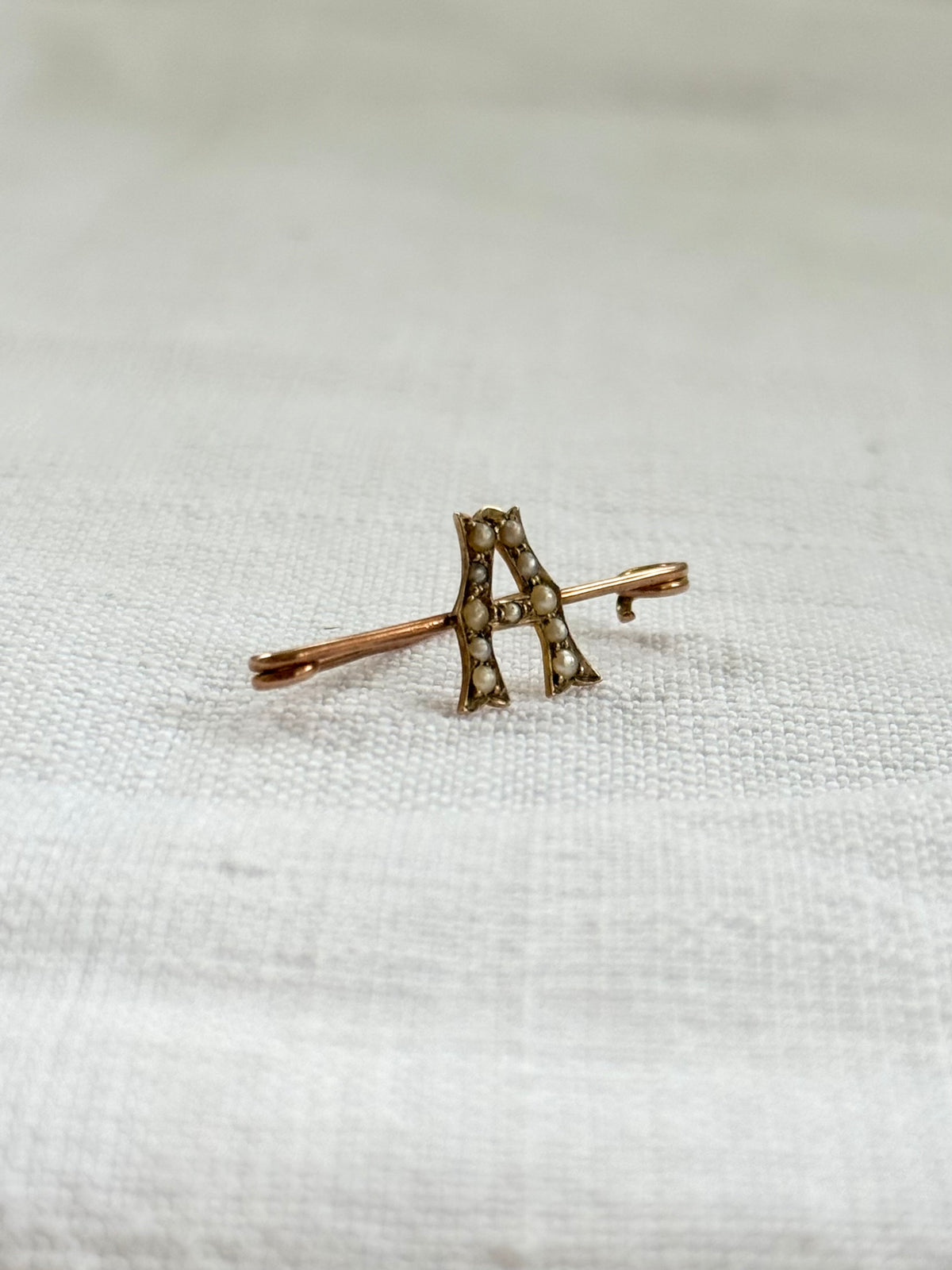 1890s .1900s .375 gold A monogram antique .9ct gold .11 pearl A capital letter sweetheart love toekn brooch