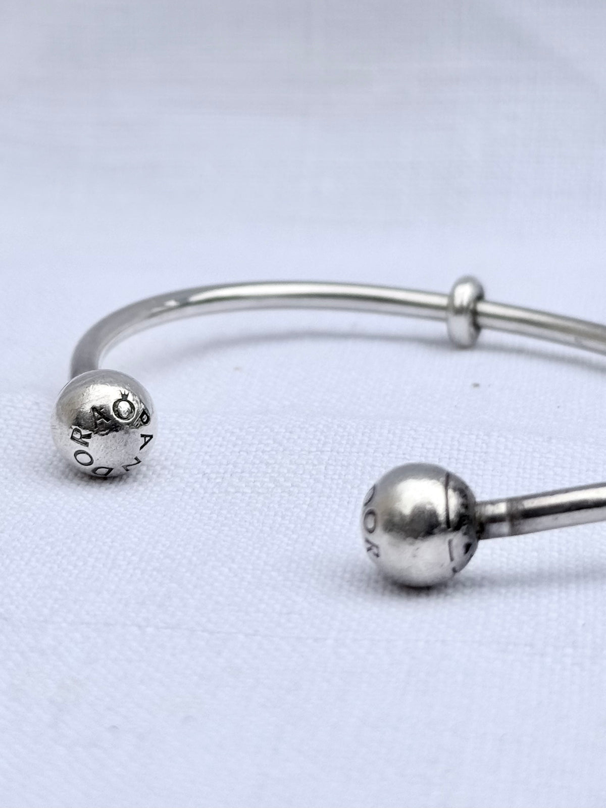 .925 classic Pandora Moments open ended cuff sterling silver designer cuff bangle