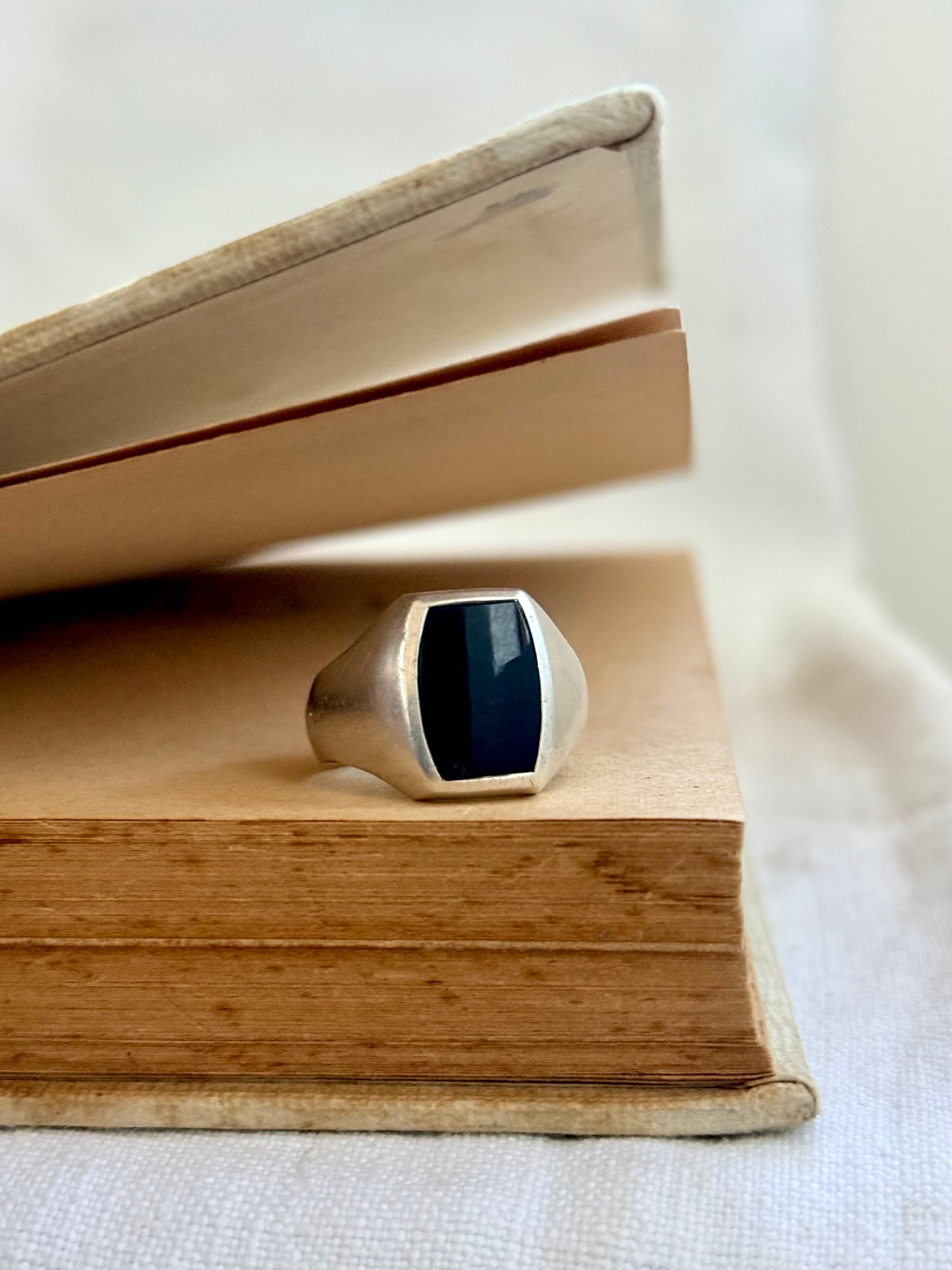 .1970s .925 modernist South African designer Onyx gemstone sterling silver signet seal ring