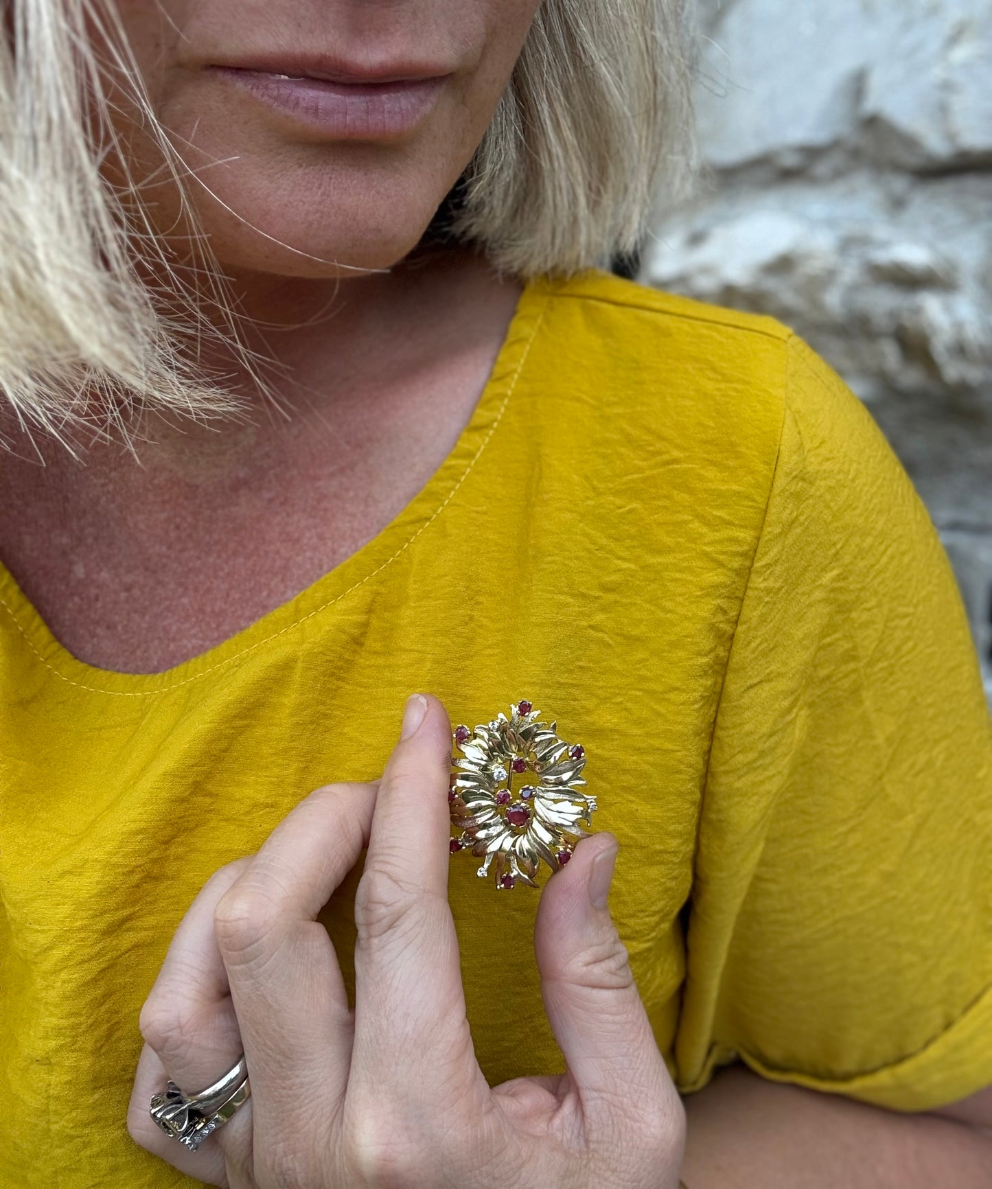 .1960s .1970s .375 gold modernist Diamond and Ruby gemstone heirloom Edelweiss flower spray brooch pin