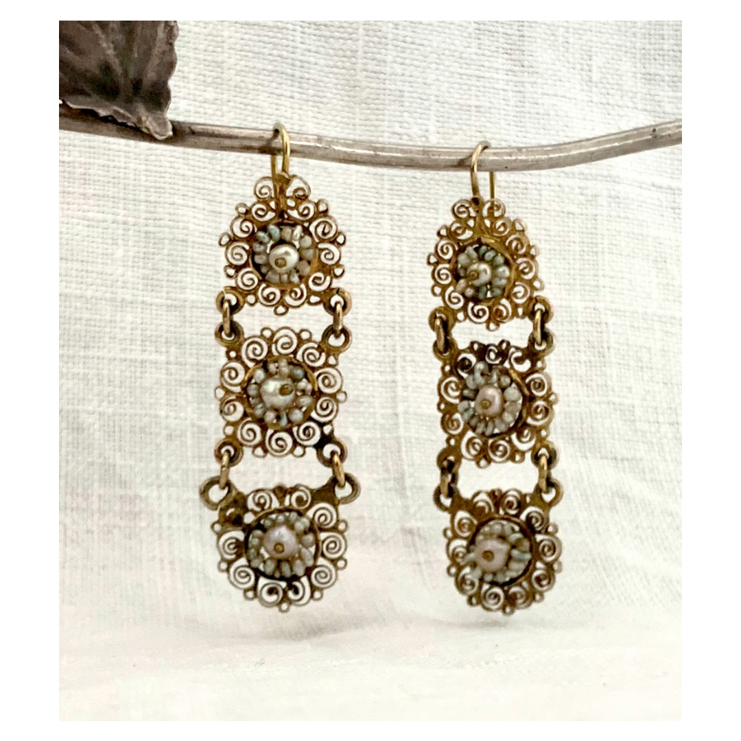 .1800s .1820s early rare Collectors find Early Georgian era Sicilian Italian antique gold and pearl highly sought after fine high carat gold filigree dangle estate find earrings.