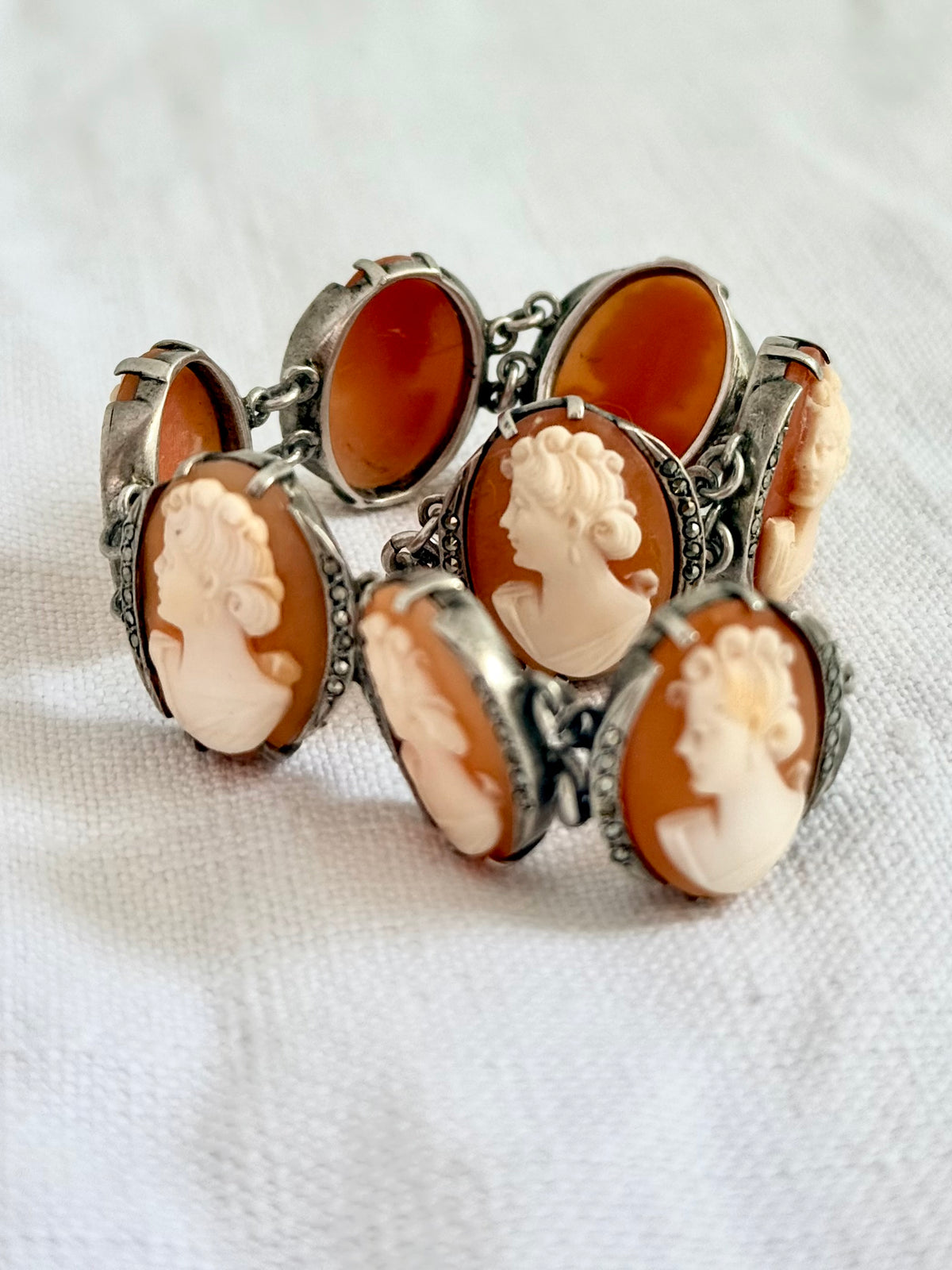 .1930s .1940s .925 artisan made fine multi cameo hand carved panel link collector fine silver bracelet