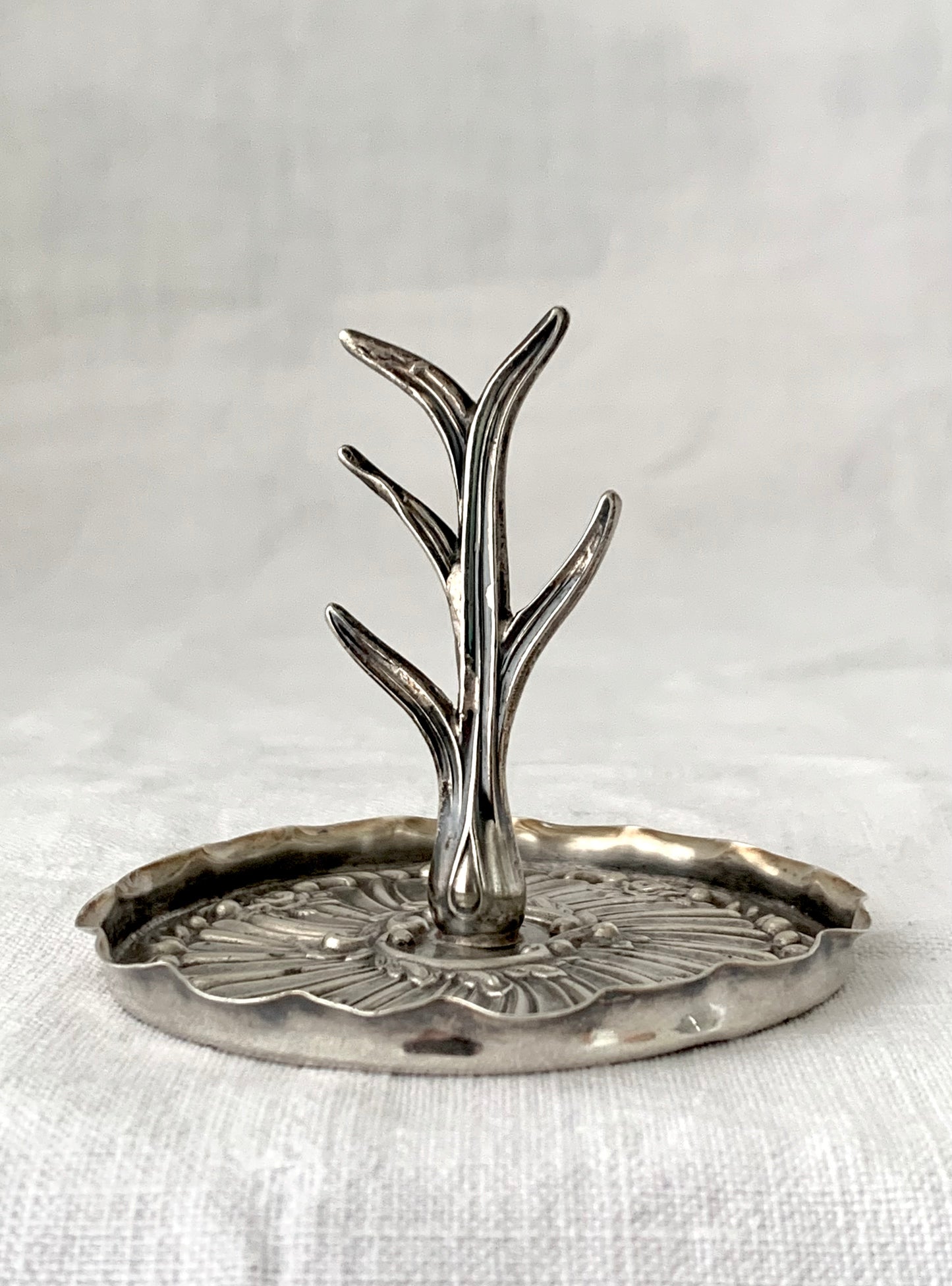 .925 1906 antique Art Nouveau Birmingham Edwardian hallmarked circa 1906 sterling silver ring tree novelty vanity trinket holder dish