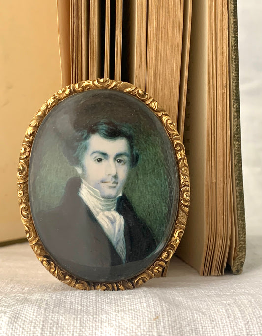 .1835 .18ct gold Georgian 17 June 1835 solid gold exceptional Georgian miniature English Gentleman hand painted Portrait Mourning wall art brooch and Pendant