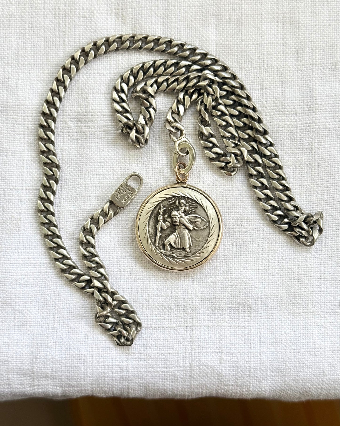 .1950s .1960s .925 chunky Mexican Modernist chunky solid sterling silver fancy form curb chain necklace with oval extender clasp fitting