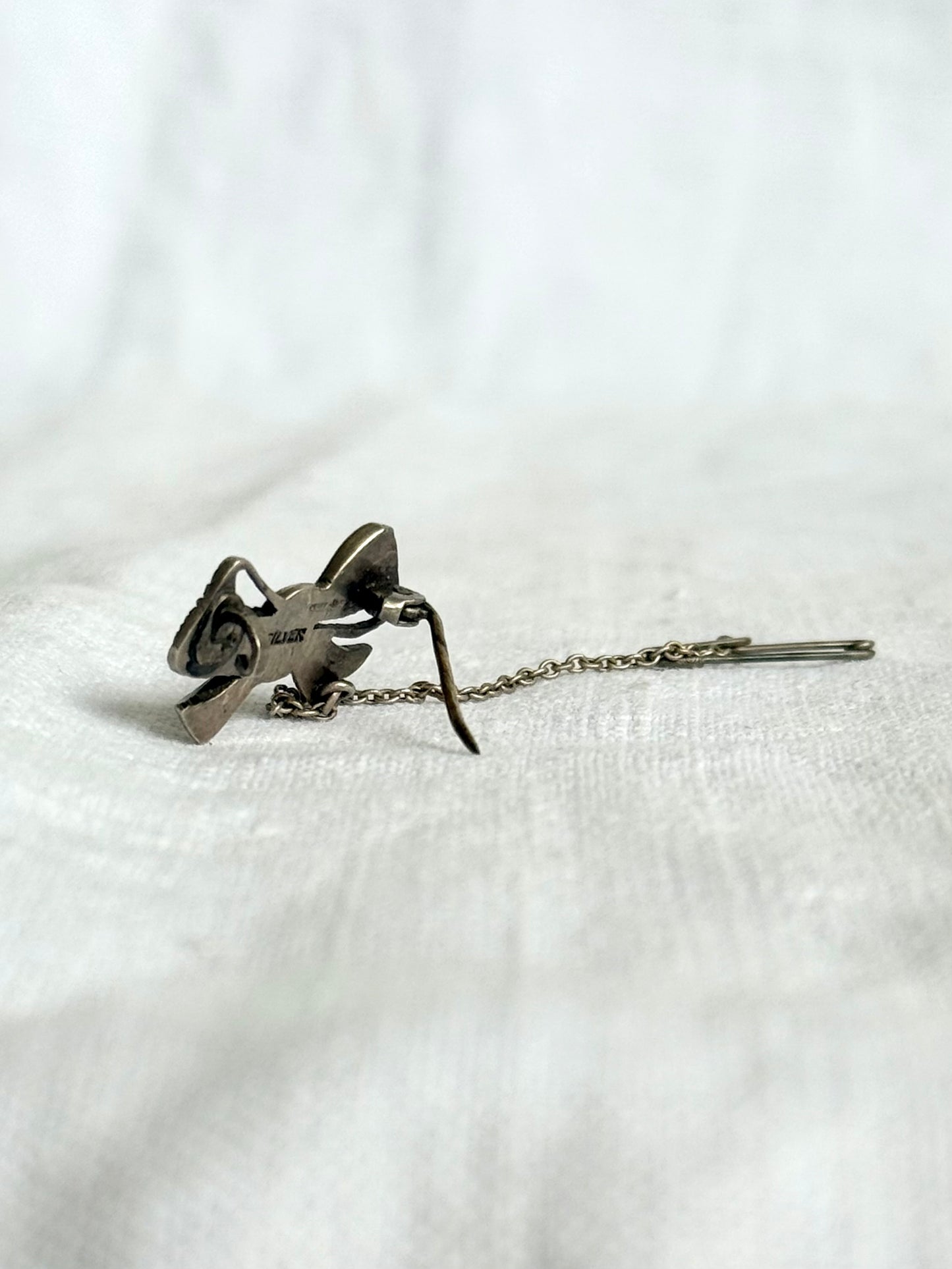 .1930s .1940s Art Deco revival Bow Ribbon silver Marcasite gemstone sweetheart brooch lapel pin