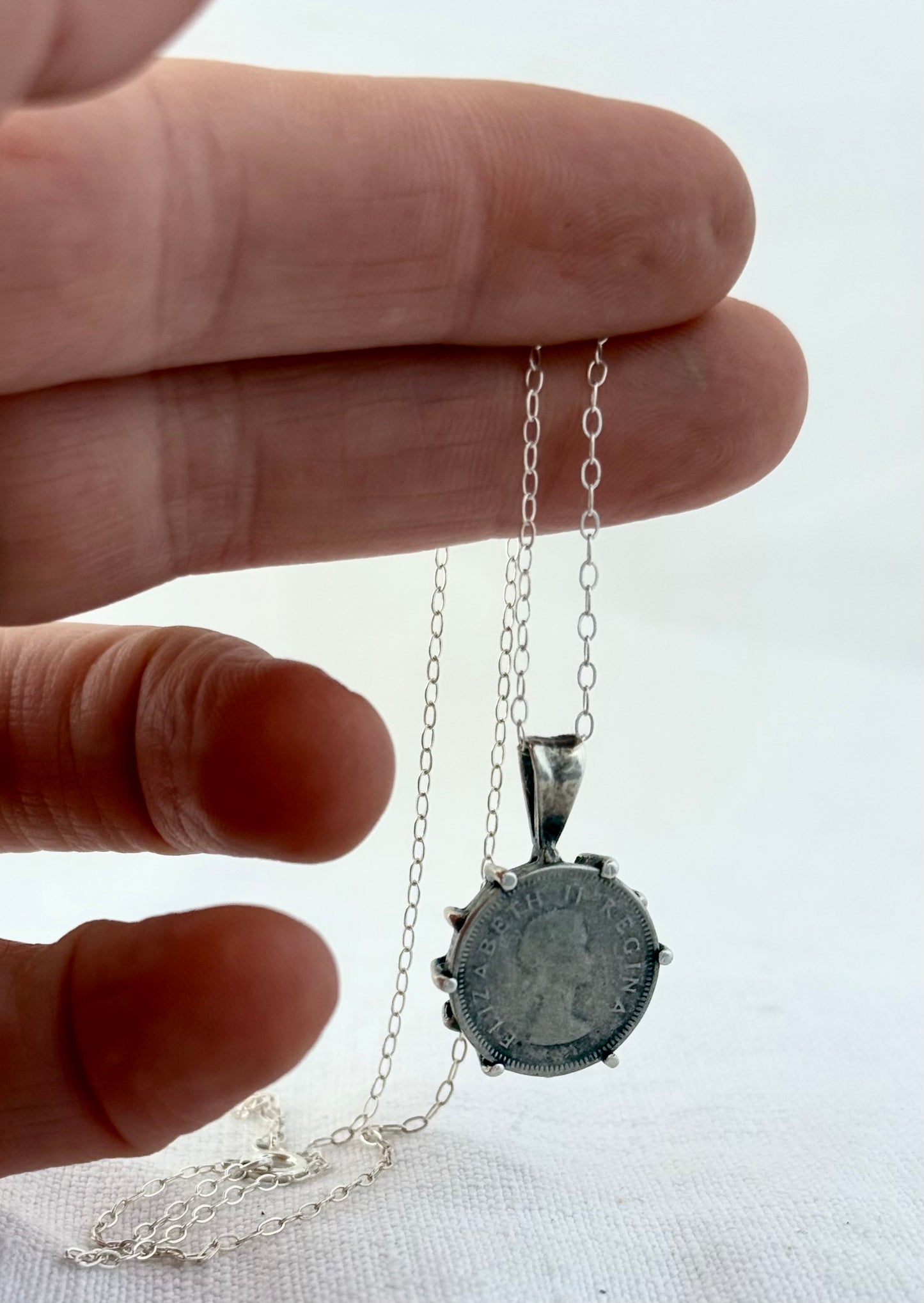 .1954 .3 pence .500 silver Queen Elizabeth II South African coin pendant set in .925 silver on silver chain necklace