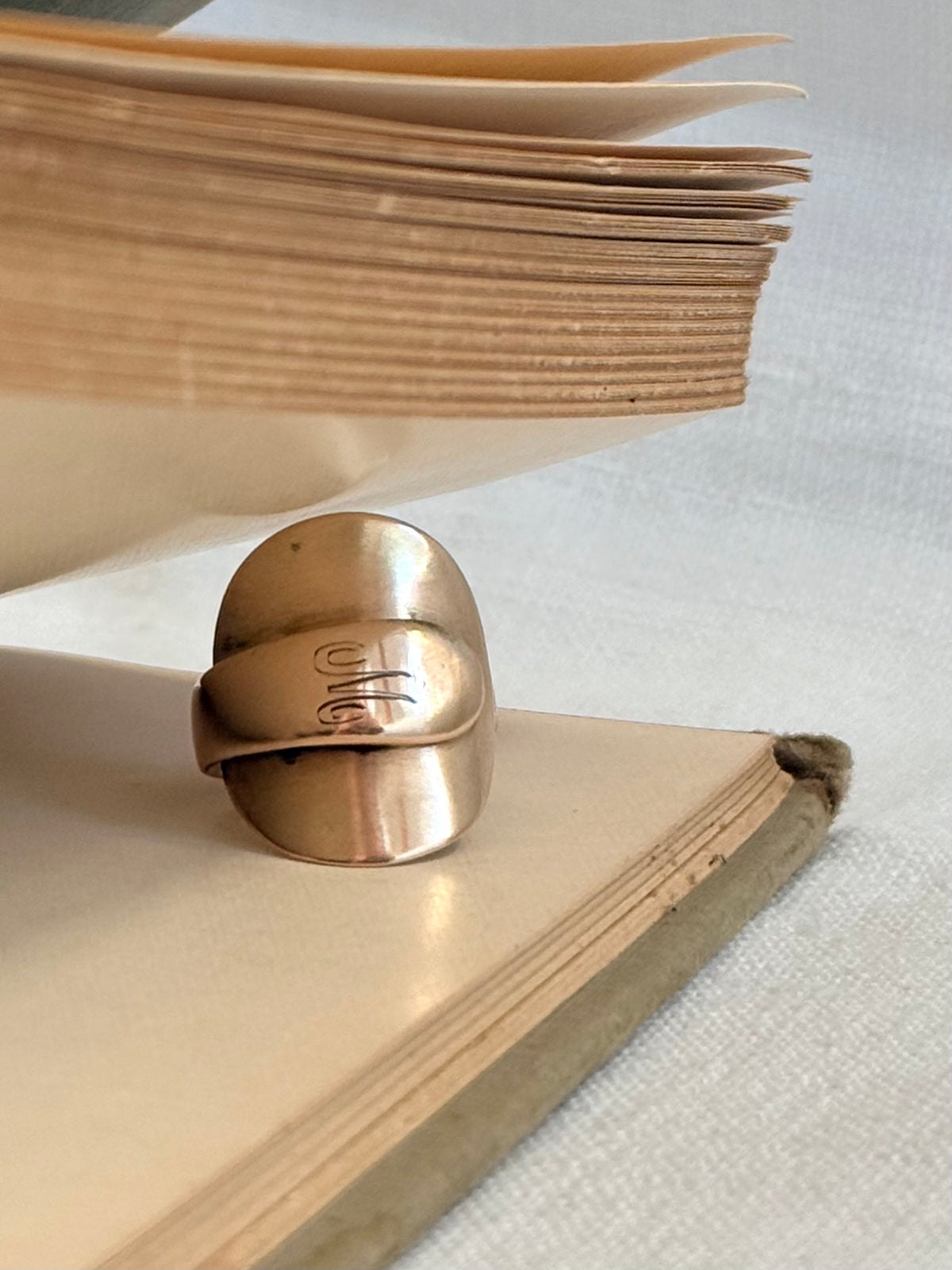.1920s .375 .9ct solid rose gold rare treasure salt spoon signet ring