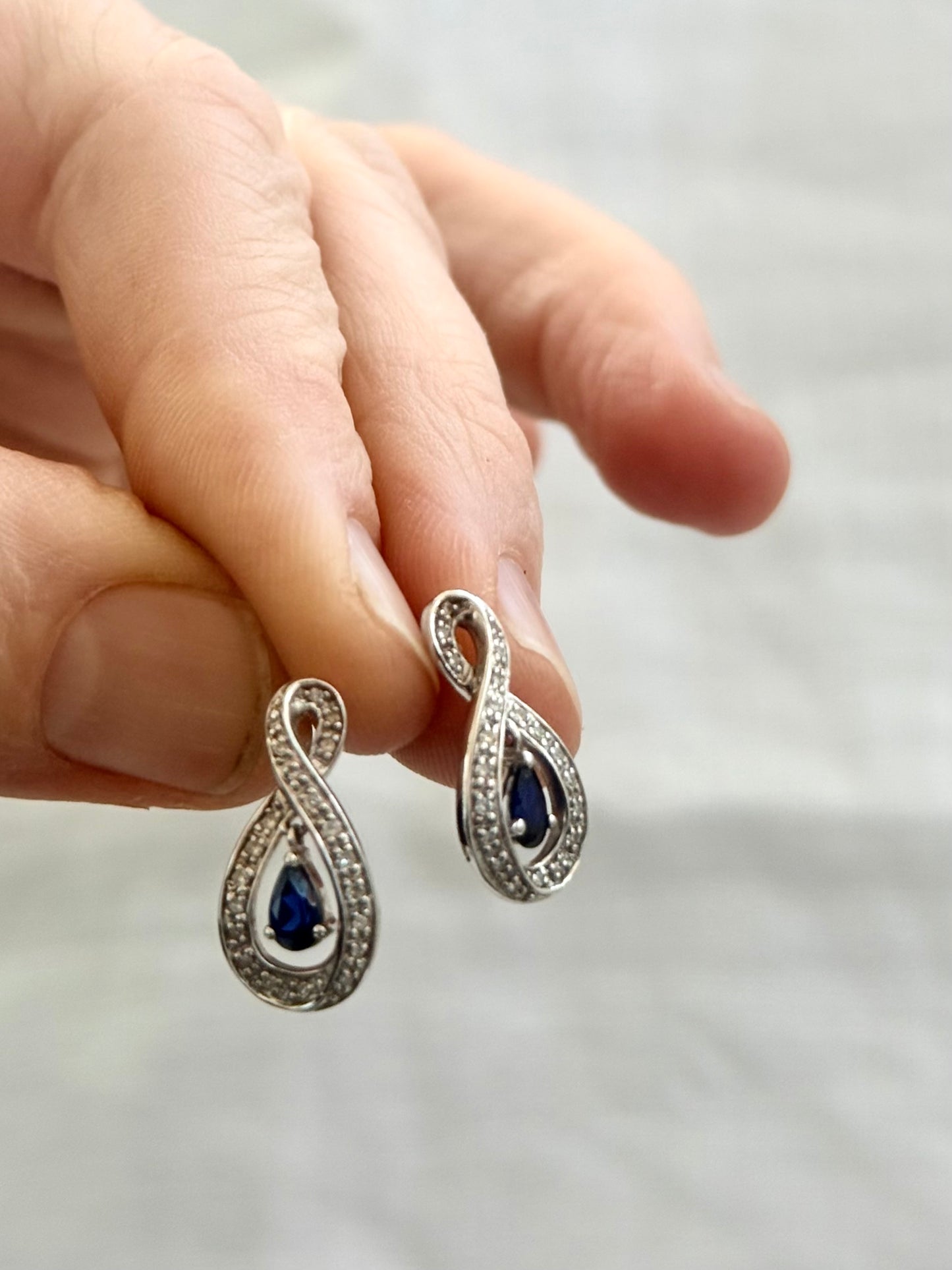 .375 .42 diamond .2 sapphires .9ct white gold infinity teardrop luxury post stud dangle diamond and sapphire push in earrings