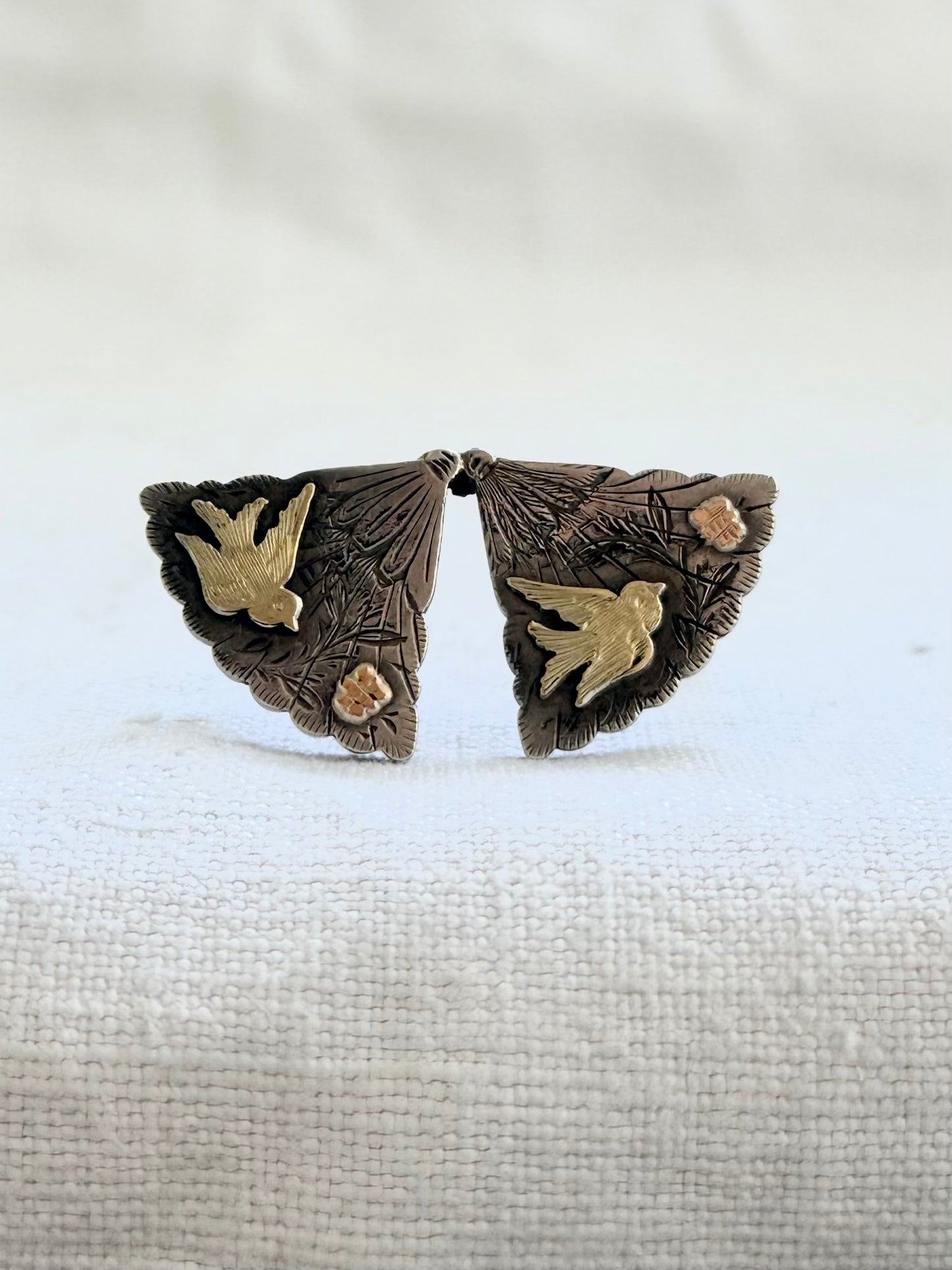 .1880s .1890s Aesthetic Antique Victorian keepsake silver gold fan form Japonisme sweetheart brooch