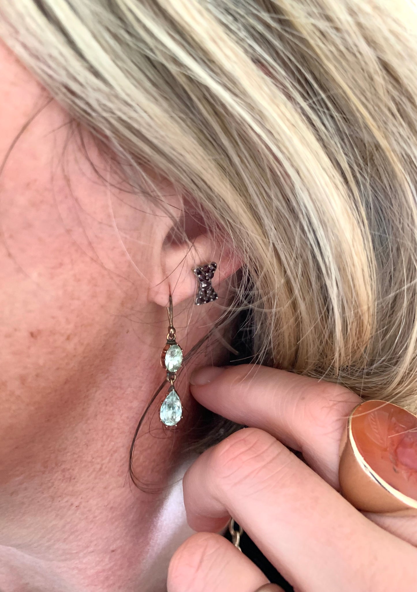 .375 1810s 1820s Aquamarine fine antique early Georgian foiled mine cut true antique dangle rose gold aquamarine gemstones 9k gold drop earrings