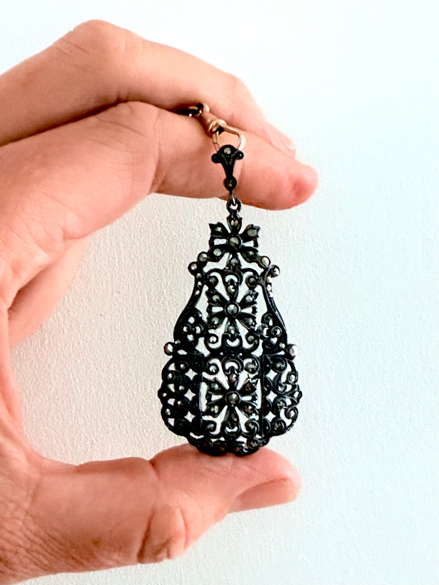 .935 1910s Art Nouveau German Jugendstil Edwardian era high grade silver and marcasite floral drop pendant